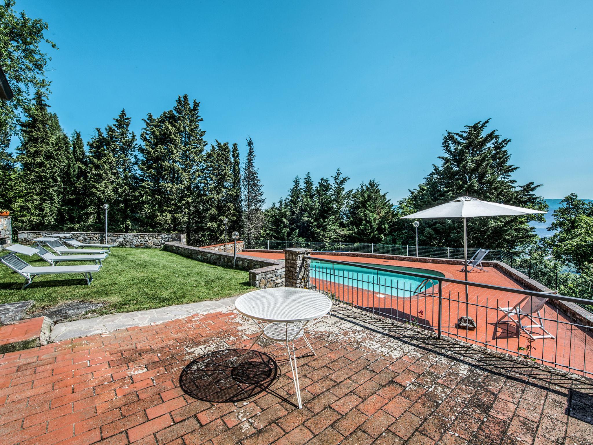 Foto 25 - Casa de 4 quartos em Cavriglia com piscina privada e jardim