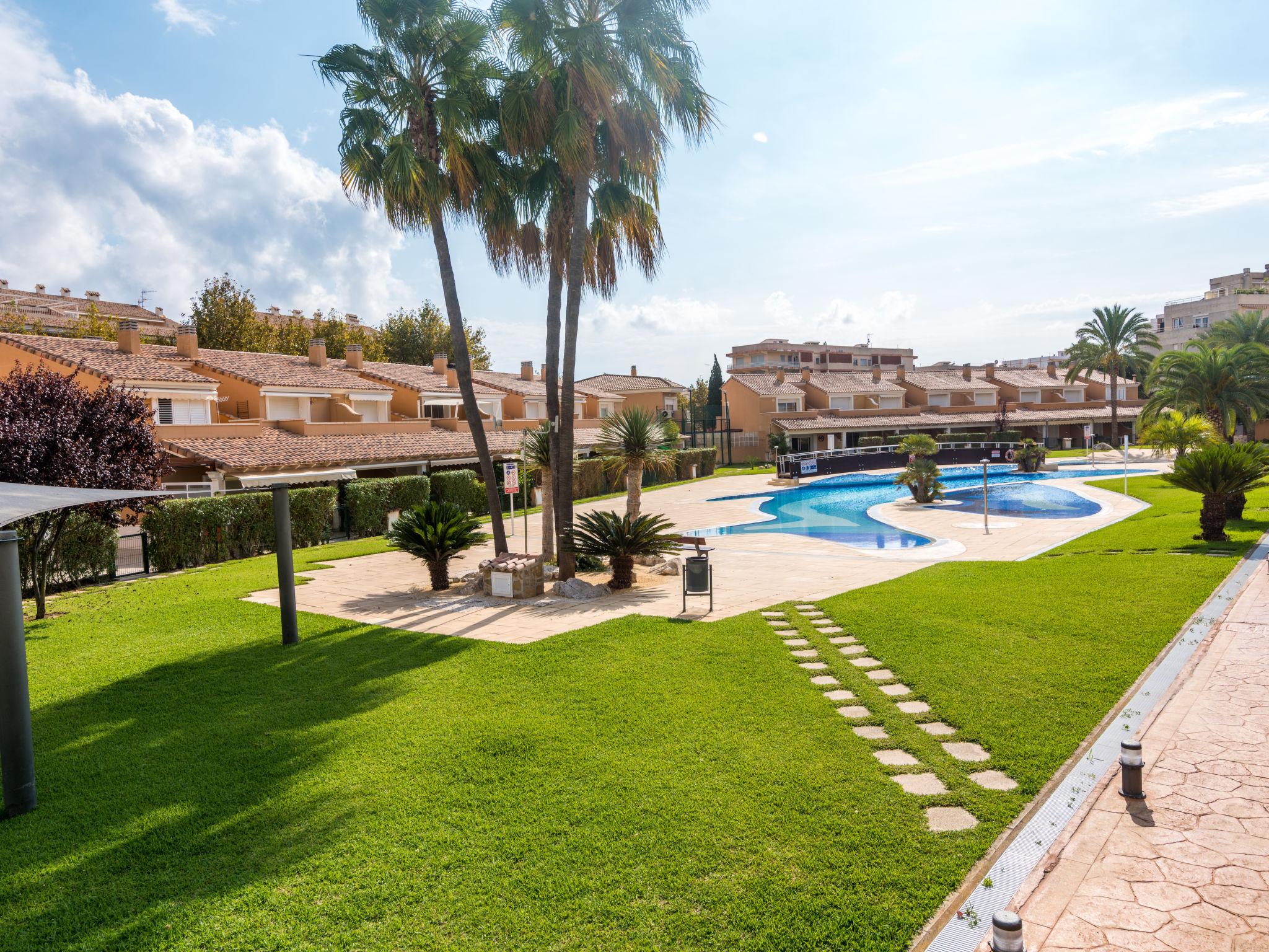 Foto 20 - Appartamento con 3 camere da letto a Jávea con piscina e vista mare