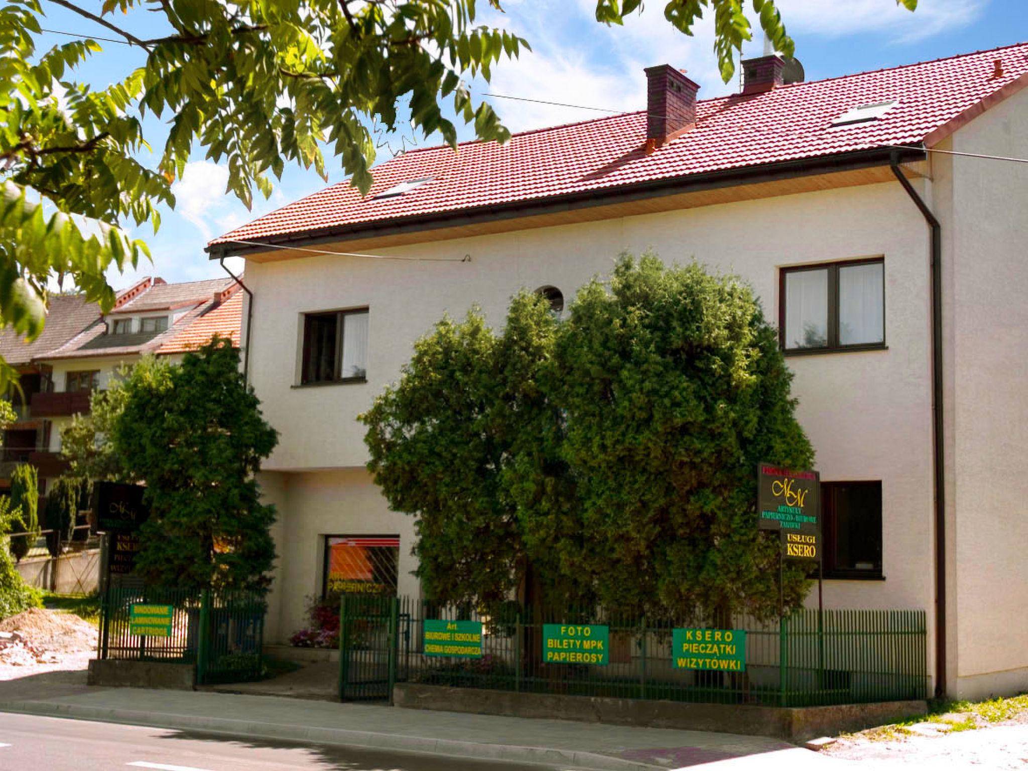 Photo 1 - Appartement de 2 chambres à Cracovie avec jardin