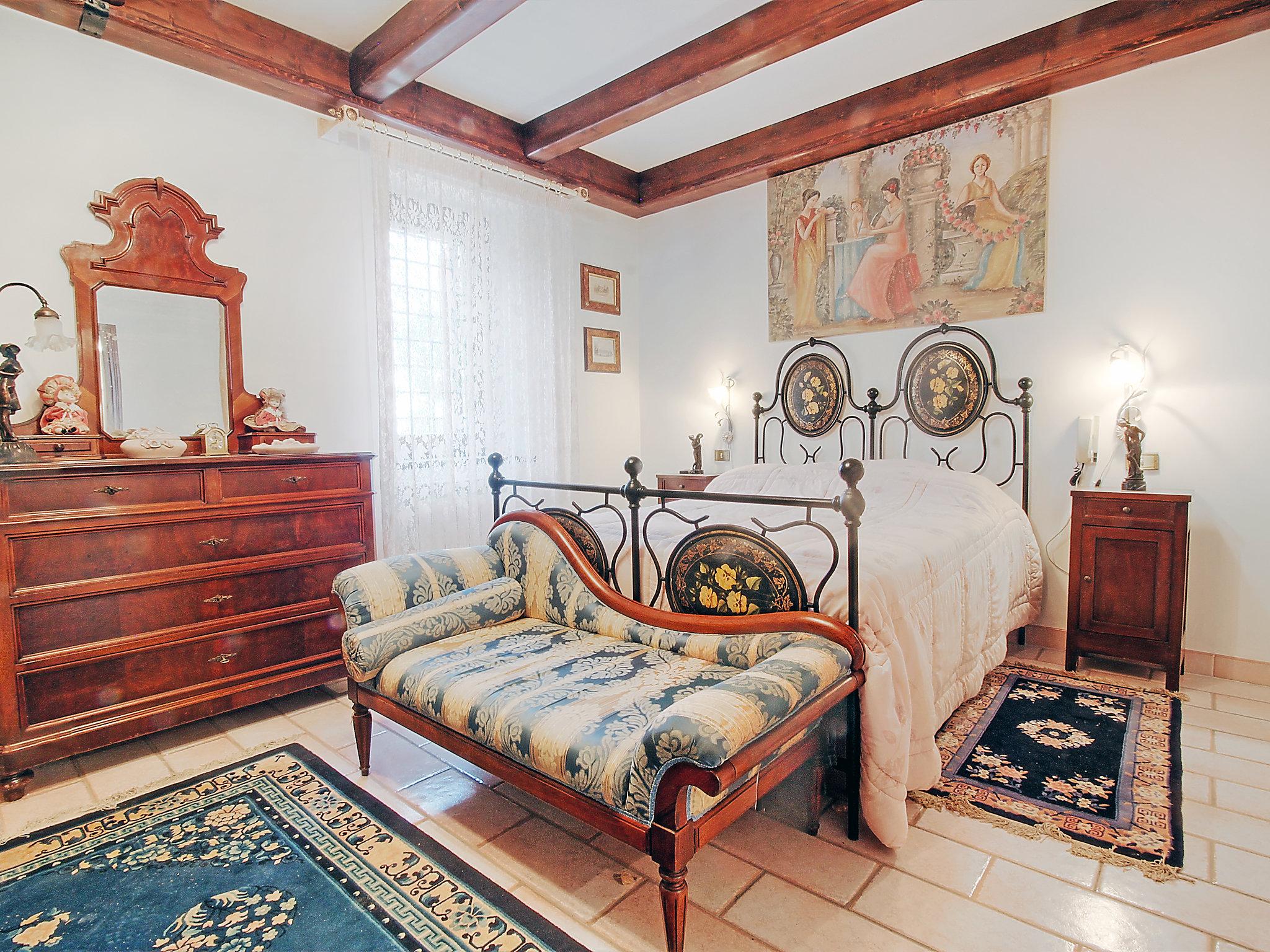 Photo 12 - 4 bedroom House in Massa Martana with private pool and garden