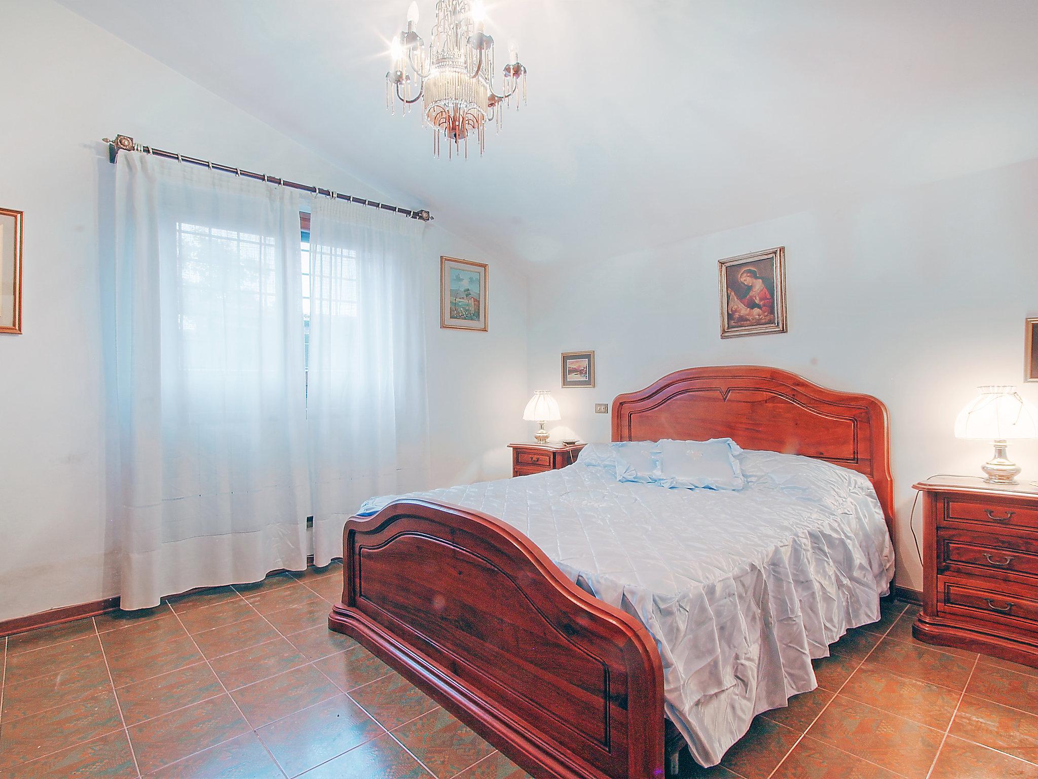 Photo 16 - 4 bedroom House in Massa Martana with private pool and garden