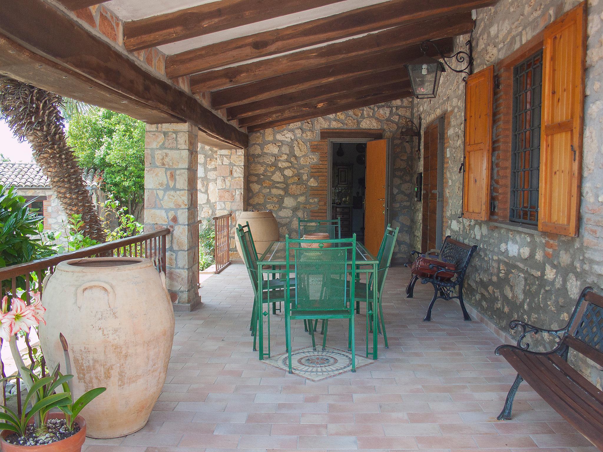 Photo 5 - 4 bedroom House in Massa Martana with private pool and garden