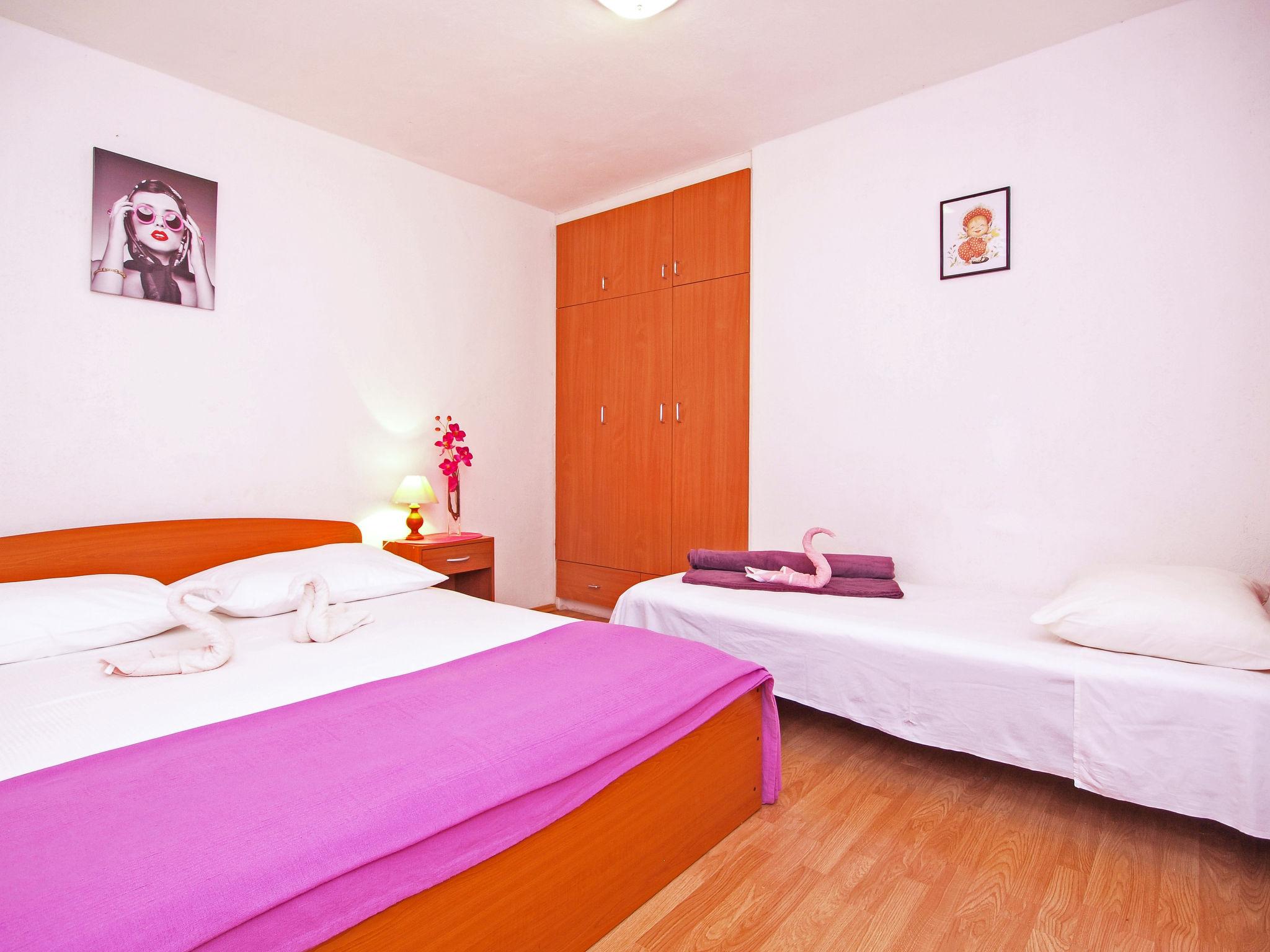Foto 9 - Appartamento con 2 camere da letto a Spalato con terrazza e vista mare