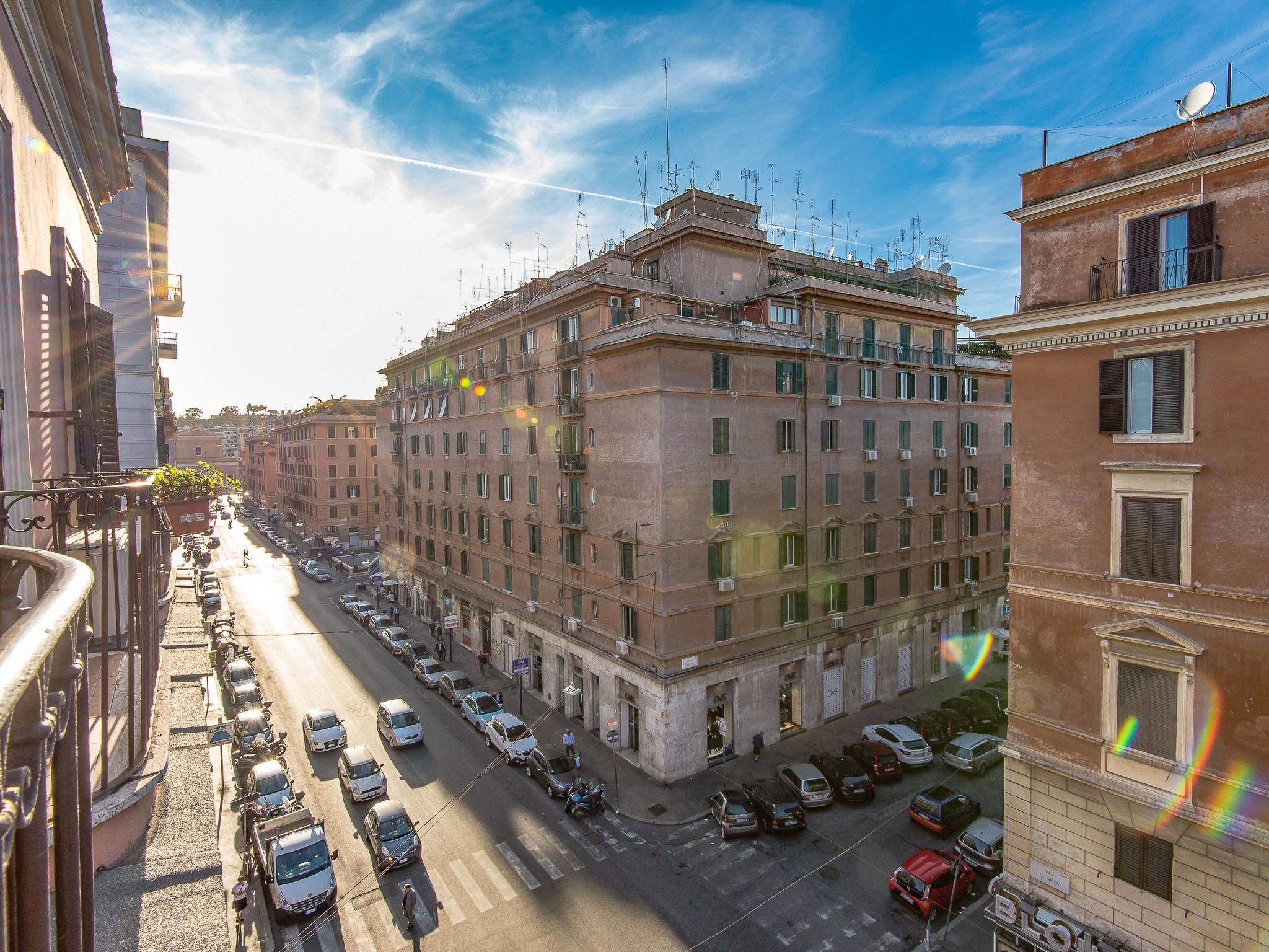 Photo 29 - 2 bedroom Apartment in Rome