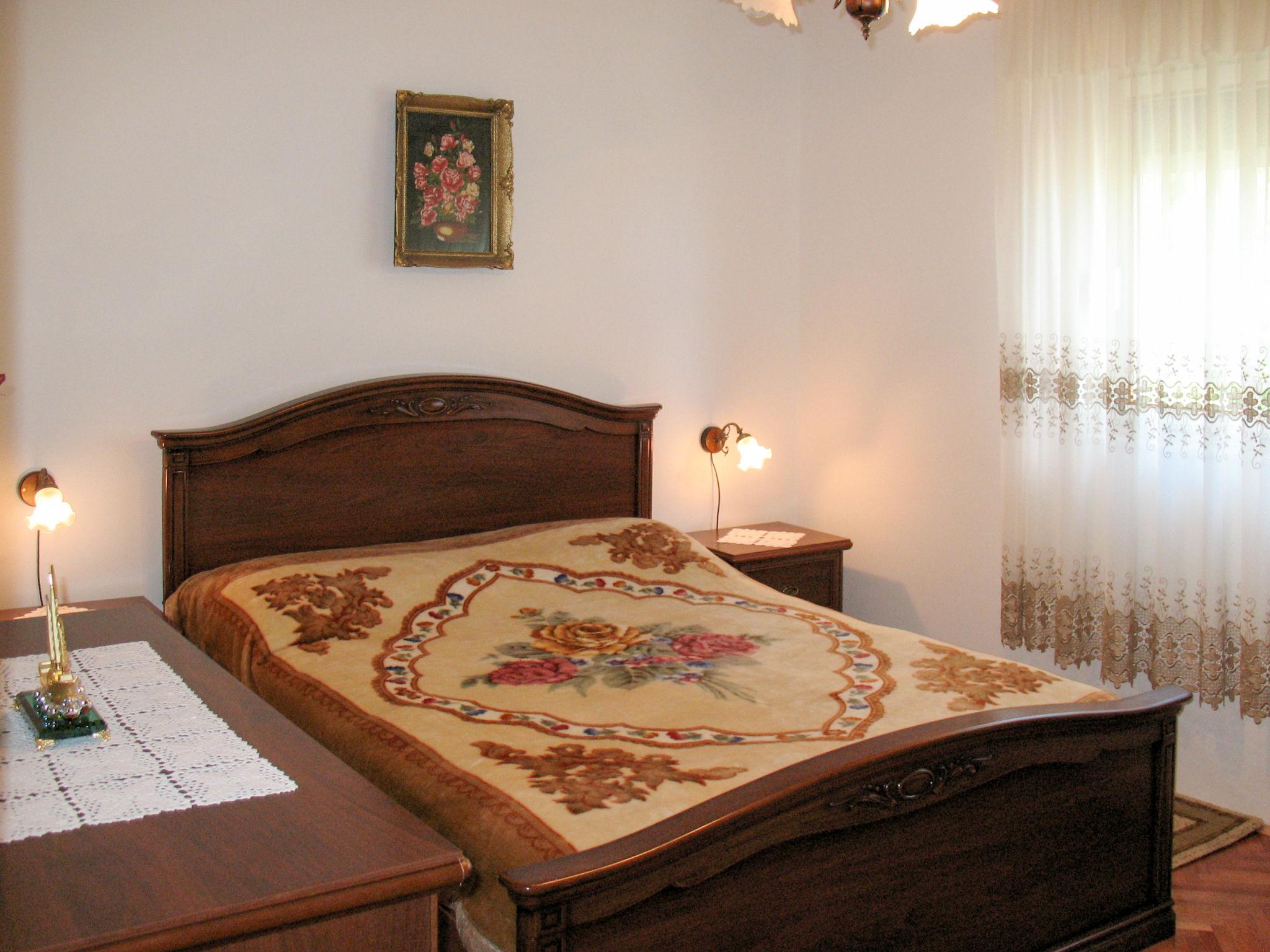 Foto 10 - Apartment mit 3 Schlafzimmern in Novi Vinodolski mit garten und blick aufs meer