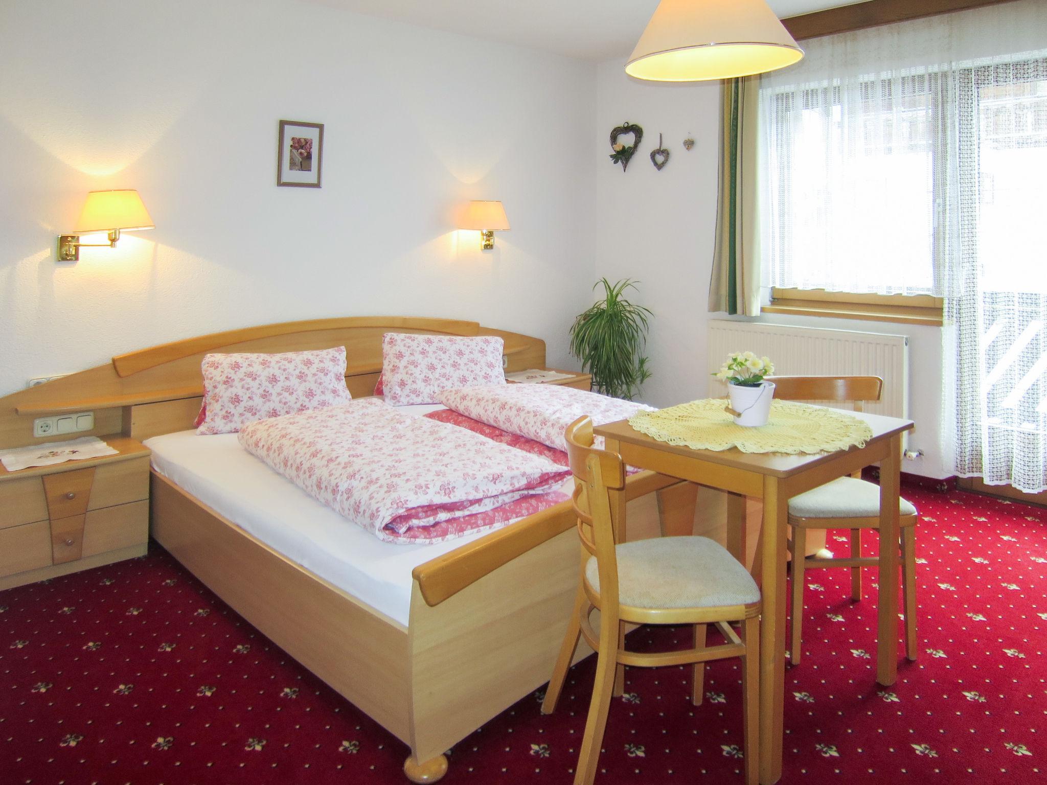Foto 4 - Appartamento con 2 camere da letto a Sölden con vista sulle montagne