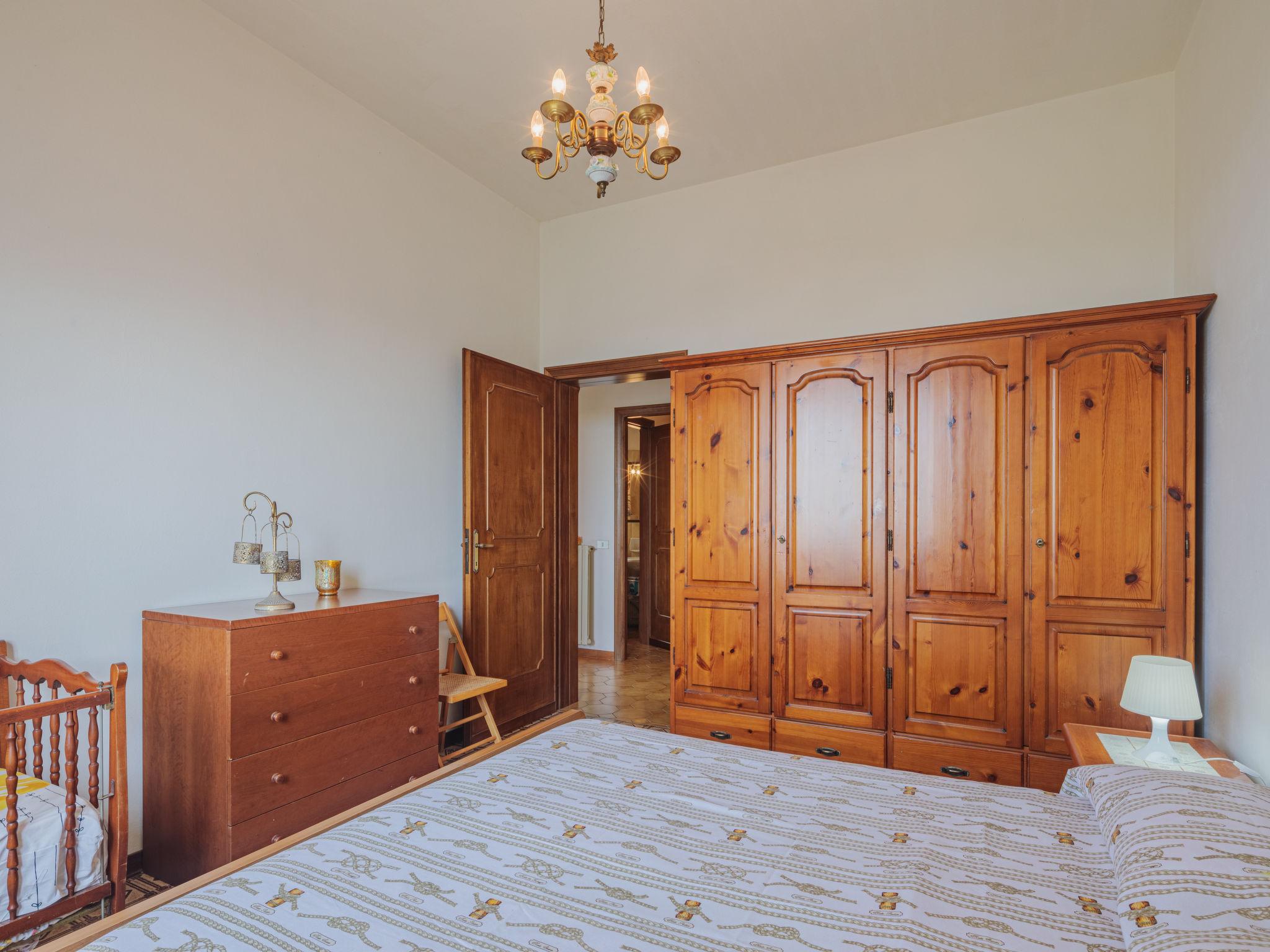 Foto 13 - Apartment mit 3 Schlafzimmern in Montignoso mit garten und blick aufs meer