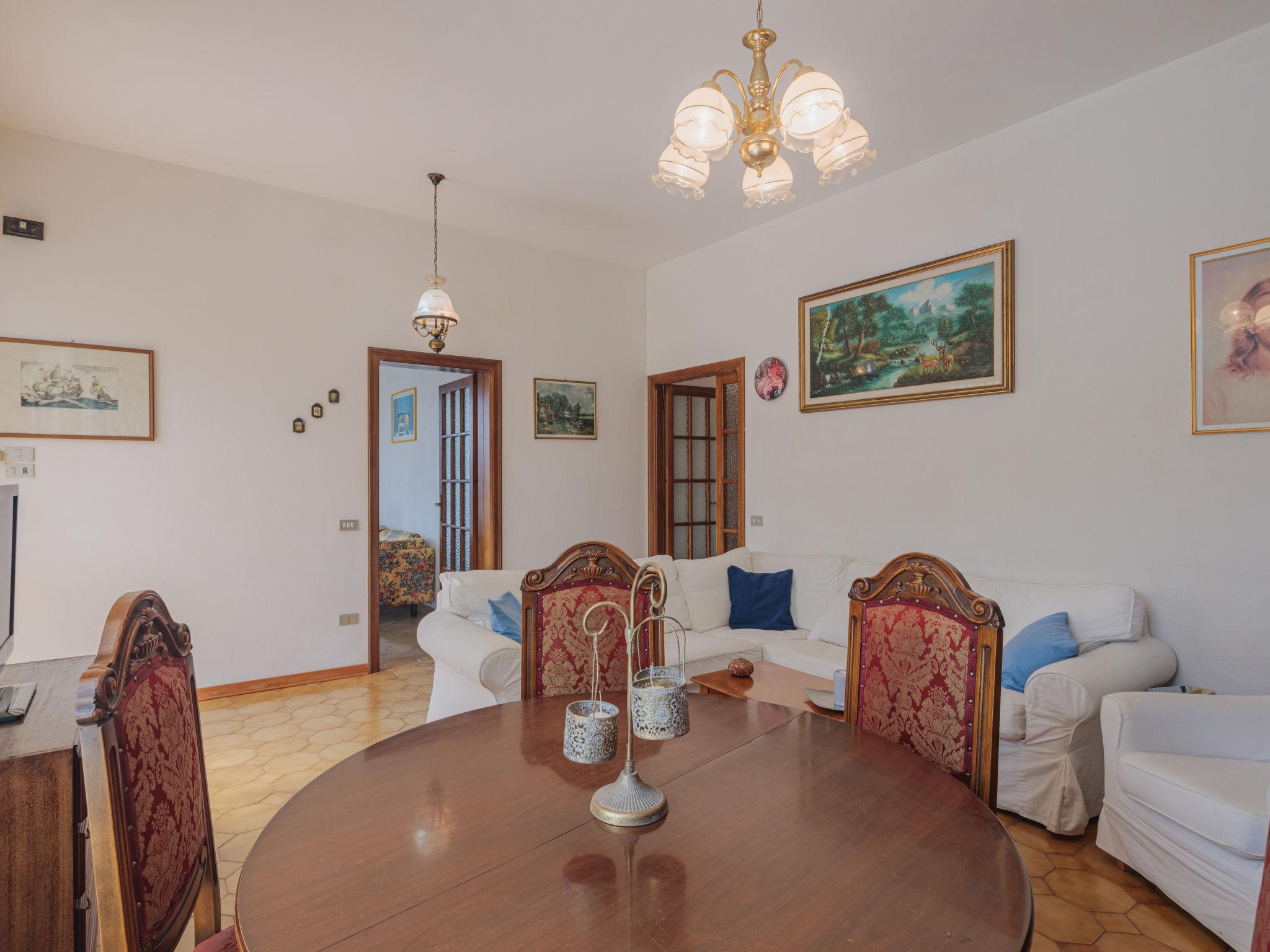 Photo 8 - 3 bedroom Apartment in Montignoso with garden and sea view