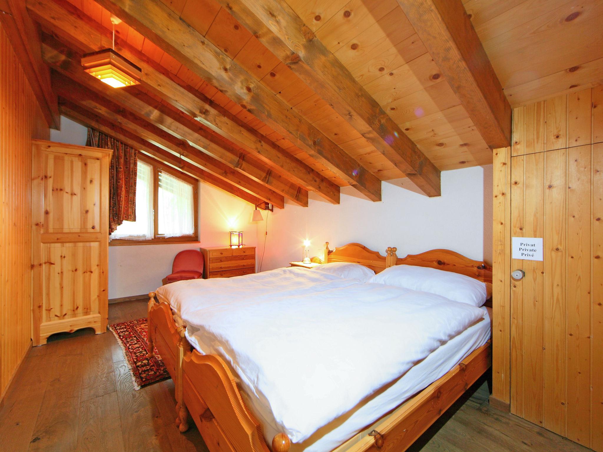 Foto 4 - Apartamento de 2 habitaciones en Zermatt con vistas a la montaña