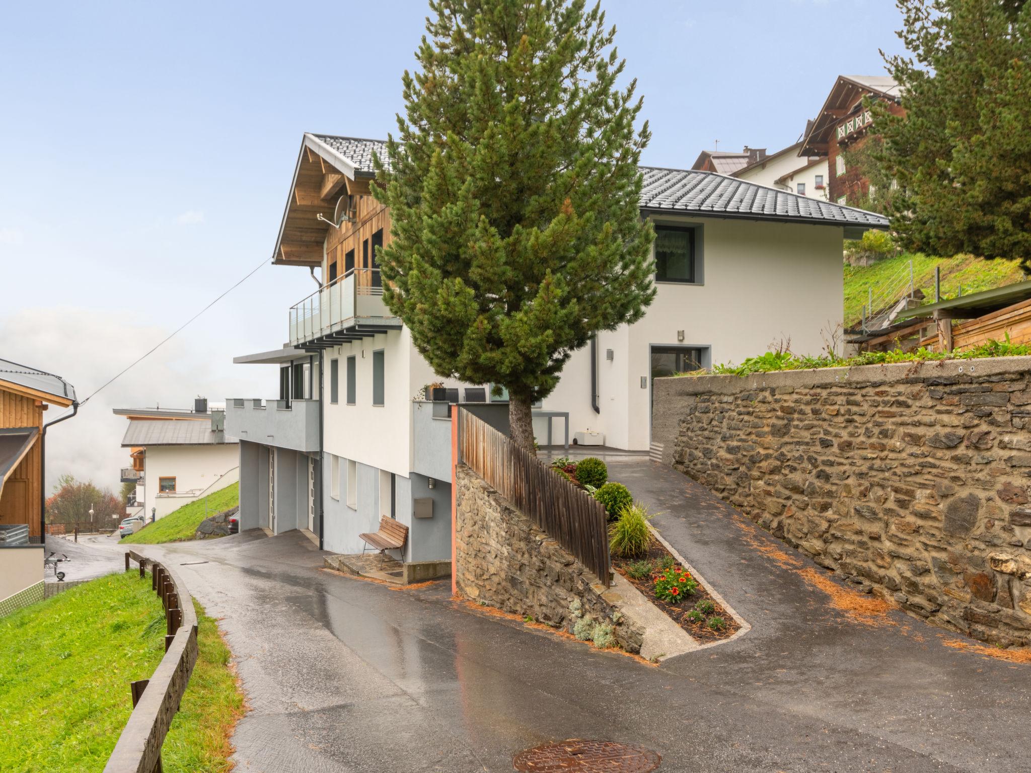 Photo 1 - Appartement de 4 chambres à Kappl avec jardin et vues sur la montagne