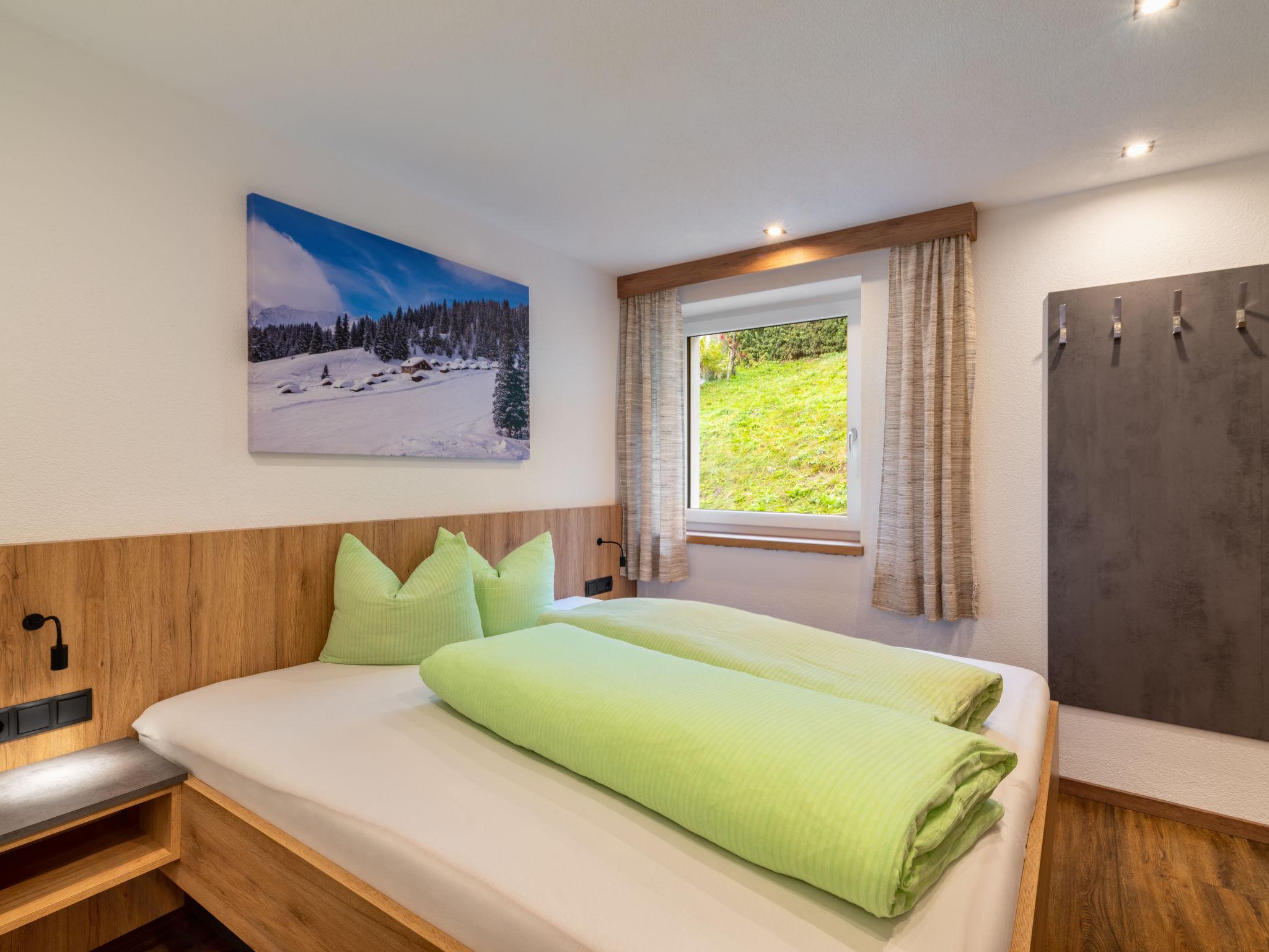 Foto 17 - Appartamento con 4 camere da letto a Kappl con giardino e vista sulle montagne