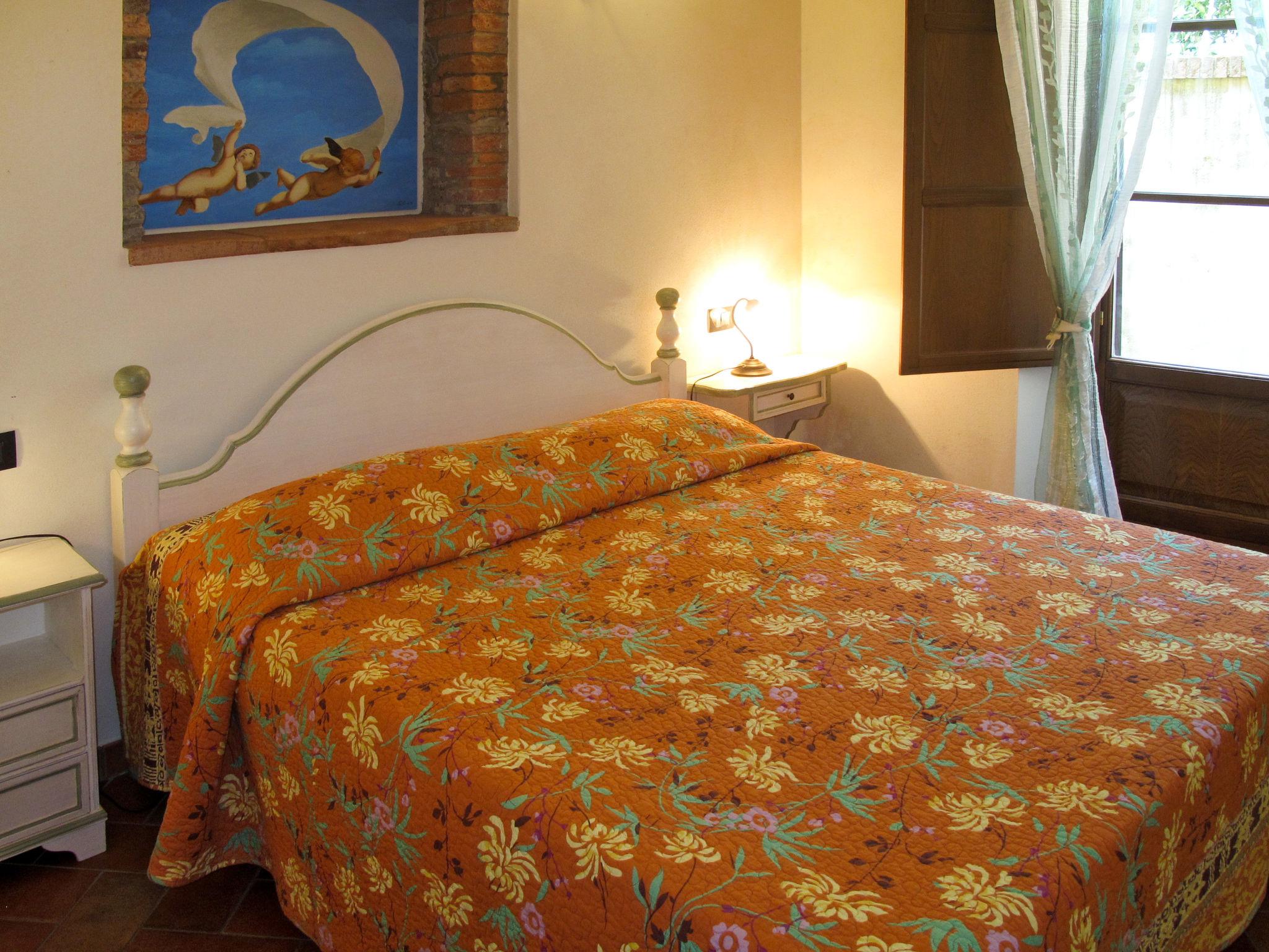 Foto 9 - Apartment mit 1 Schlafzimmer in Pescia mit schwimmbad und garten