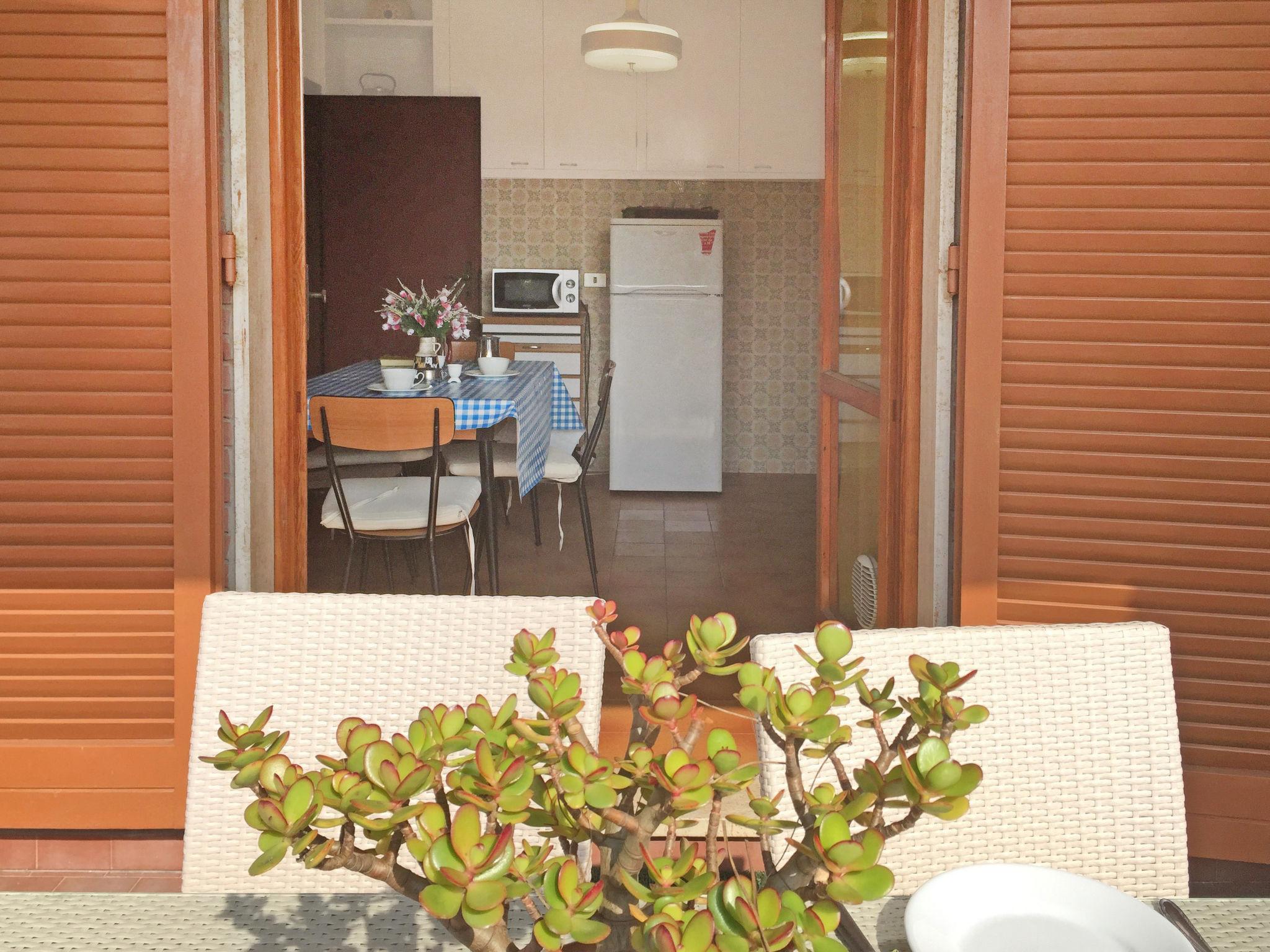 Photo 22 - 5 bedroom House in Forte dei Marmi with garden and terrace