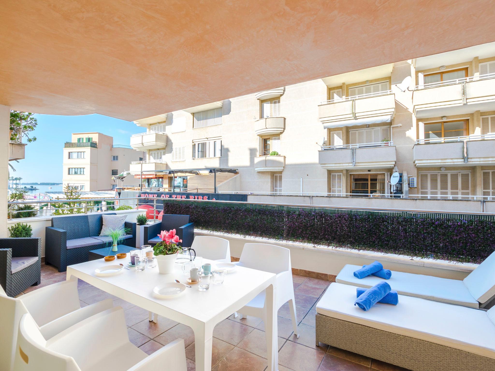 Photo 23 - Appartement de 3 chambres à Alcúdia avec jardin et vues à la mer
