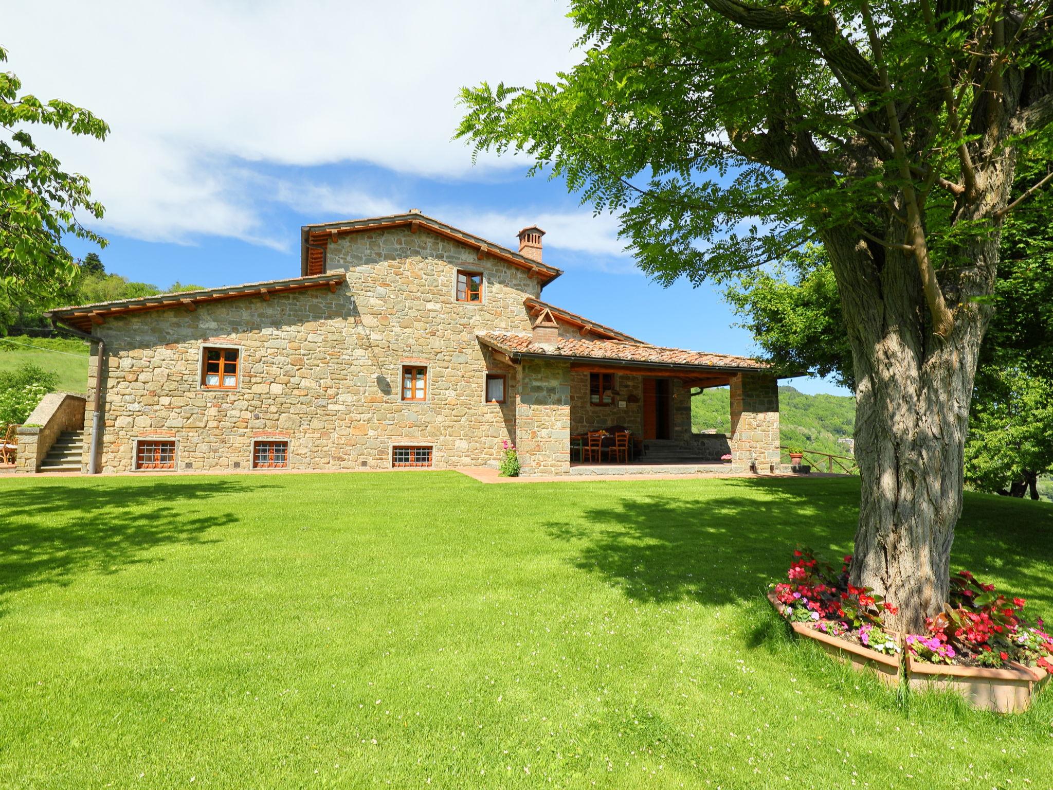 Photo 19 - 3 bedroom House in Greve in Chianti with swimming pool and garden