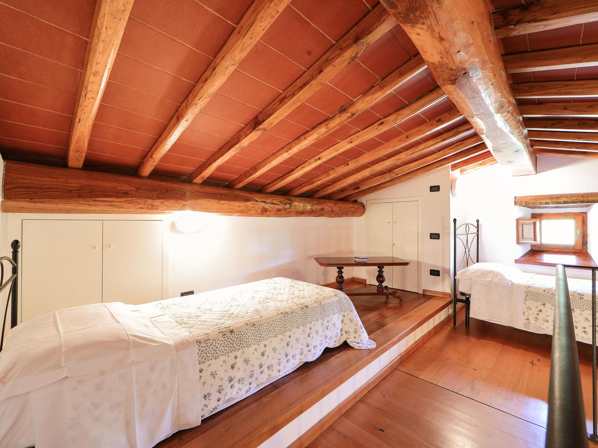 Foto 18 - Haus mit 2 Schlafzimmern in Greve in Chianti mit schwimmbad und garten