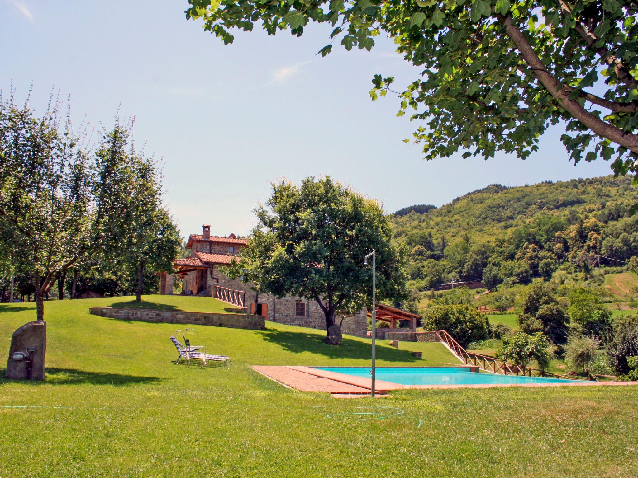 Foto 24 - Casa con 3 camere da letto a Greve in Chianti con piscina e giardino
