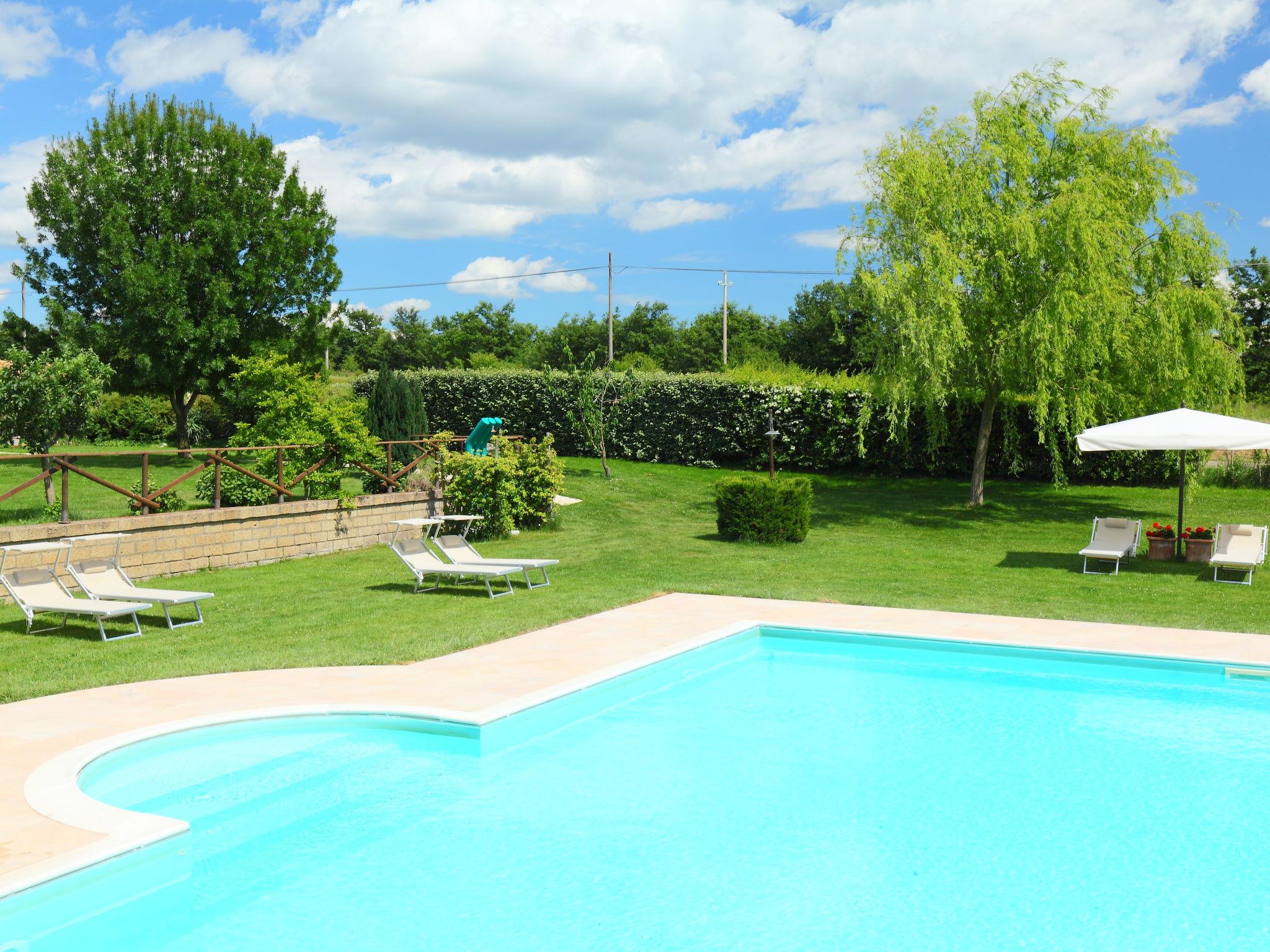 Photo 13 - Appartement de 1 chambre à Acquapendente avec piscine et jardin