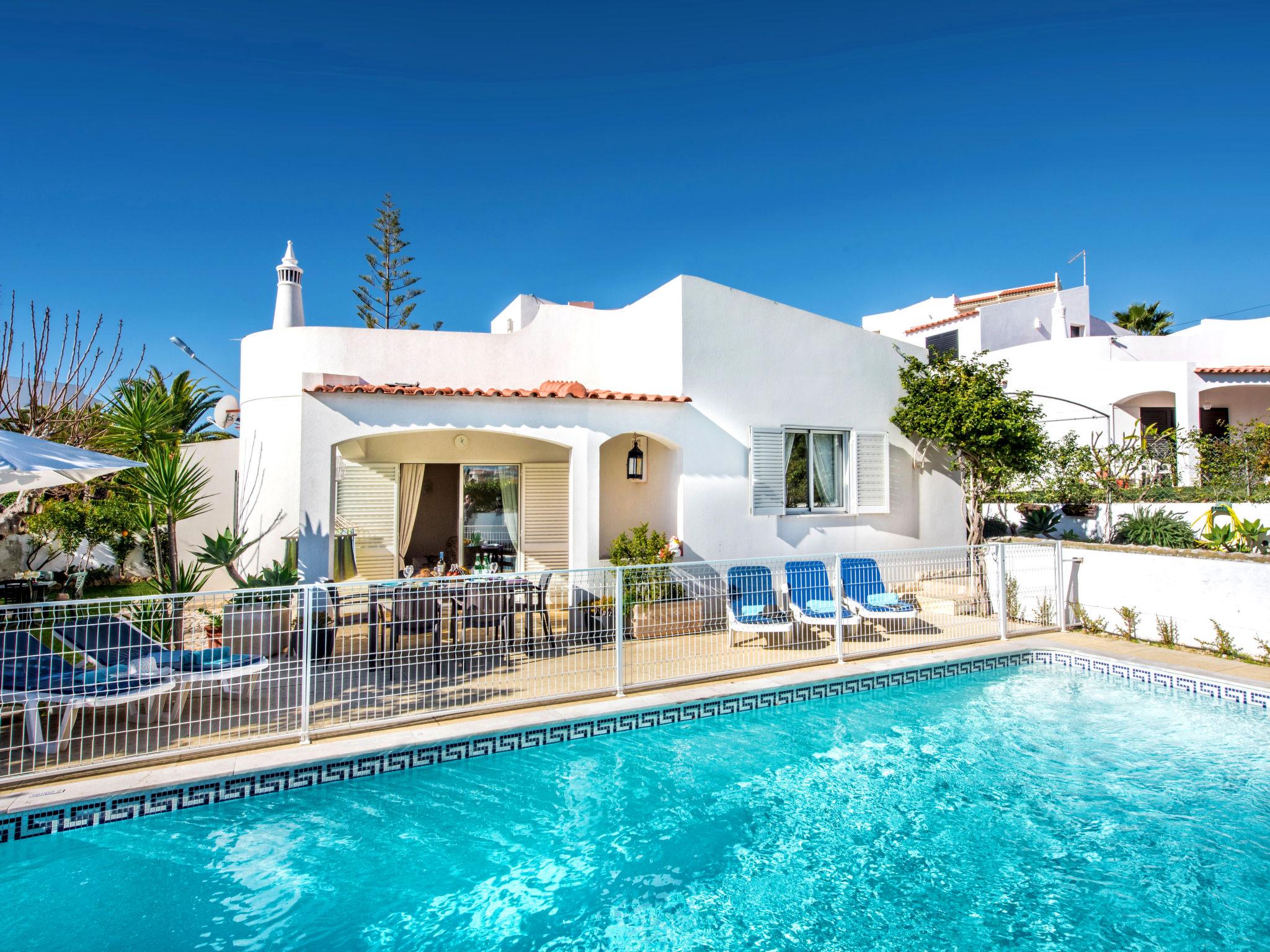 Photo 1 - Maison de 3 chambres à Albufeira avec piscine privée et jardin