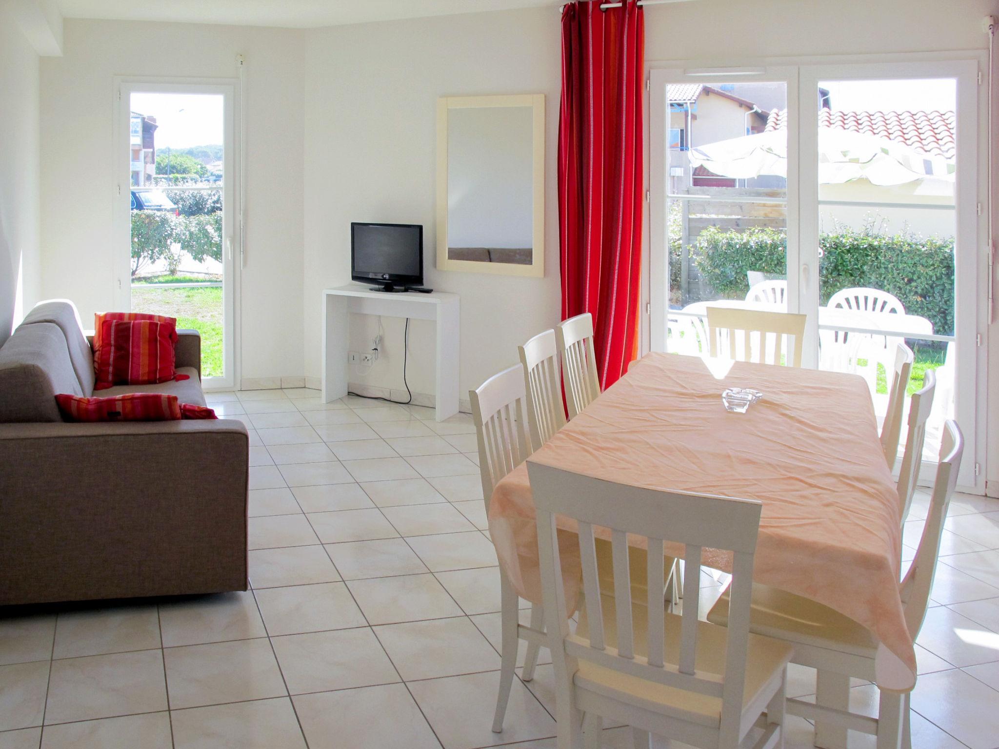 Photo 8 - 4 bedroom House in Biscarrosse with swimming pool and sea view