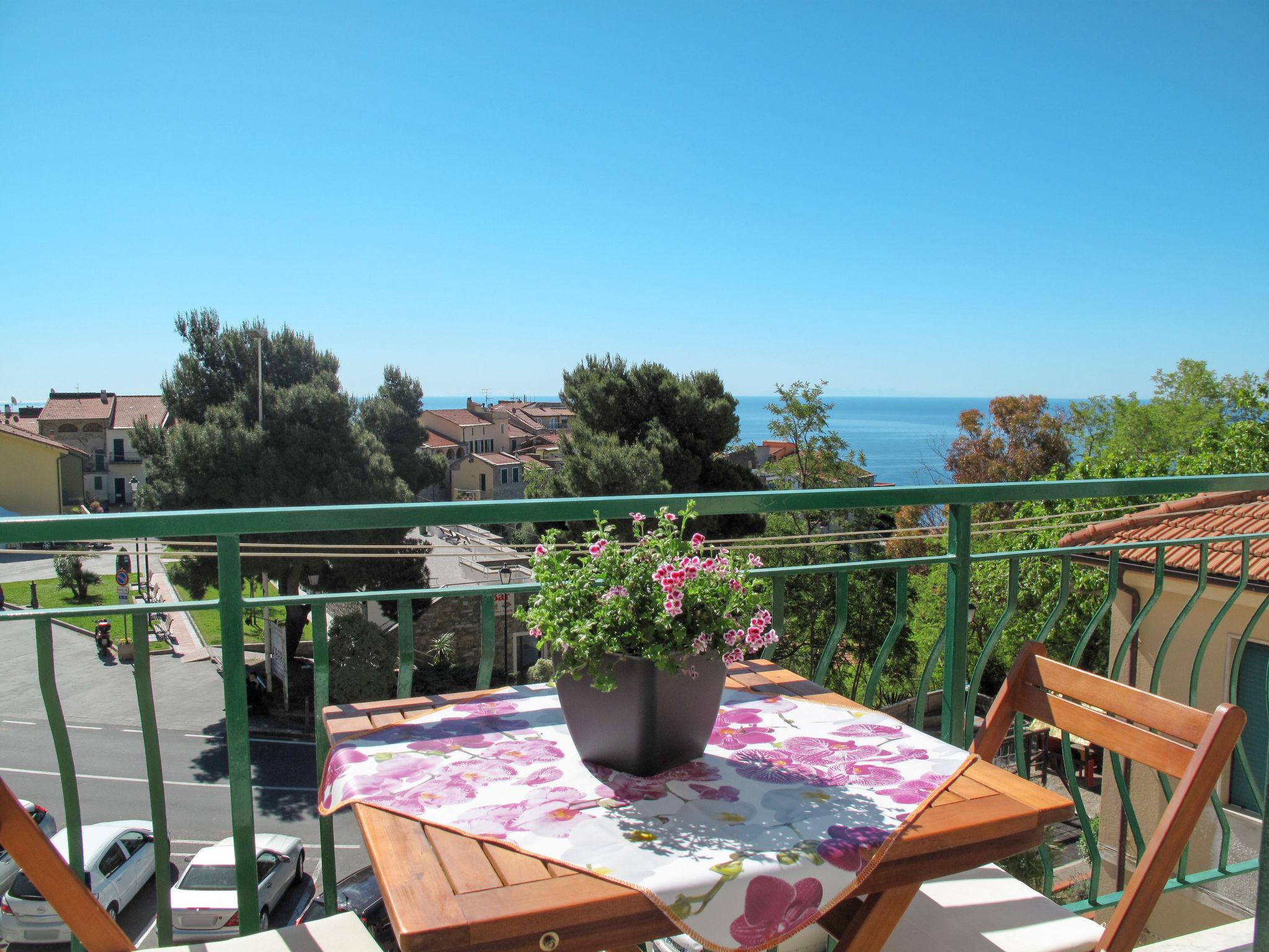 Photo 1 - 3 bedroom Apartment in Cipressa with sea view