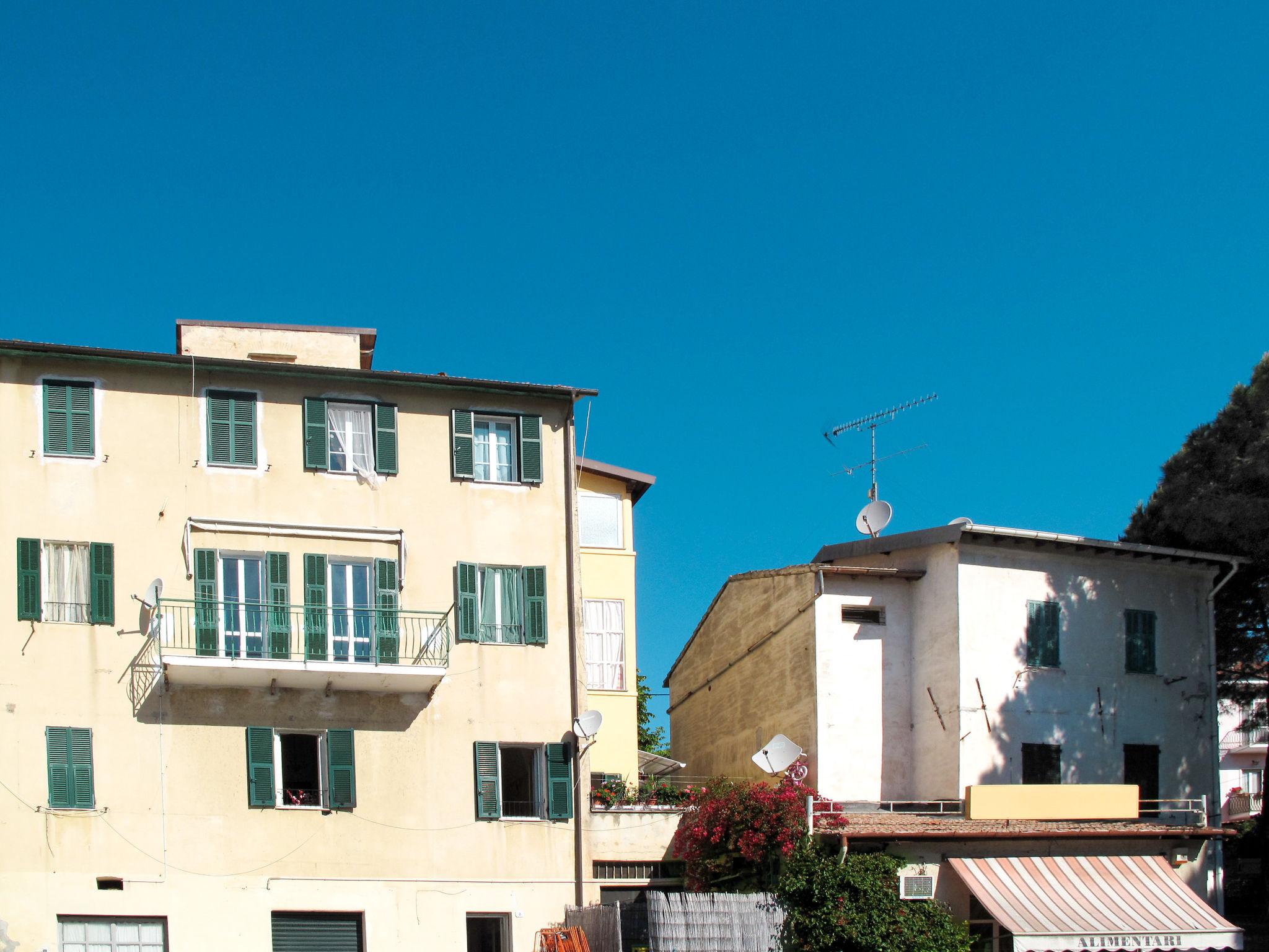 Foto 8 - Apartamento de 3 quartos em Cipressa com vistas do mar