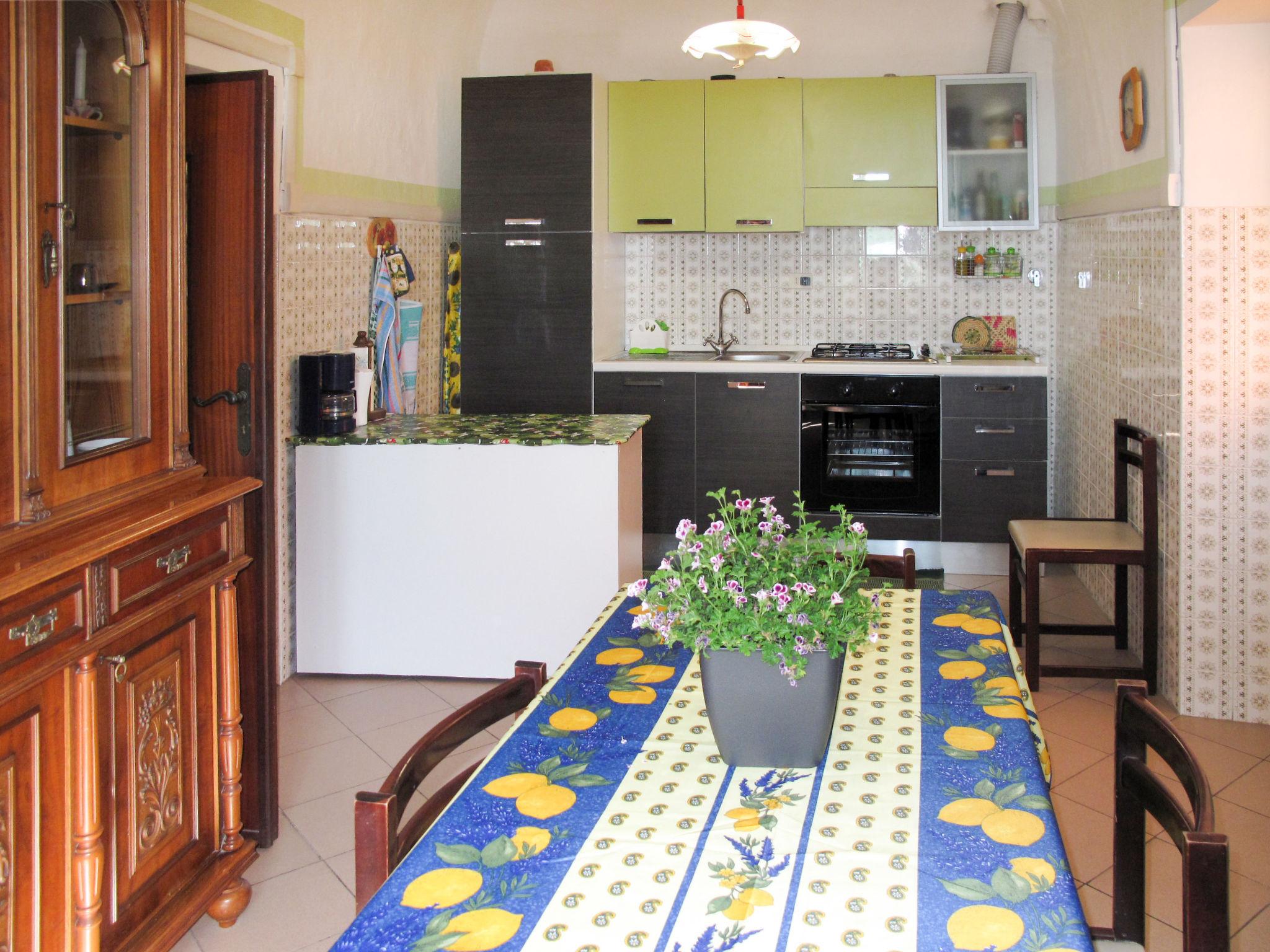 Foto 2 - Apartamento de 3 quartos em Cipressa com vistas do mar
