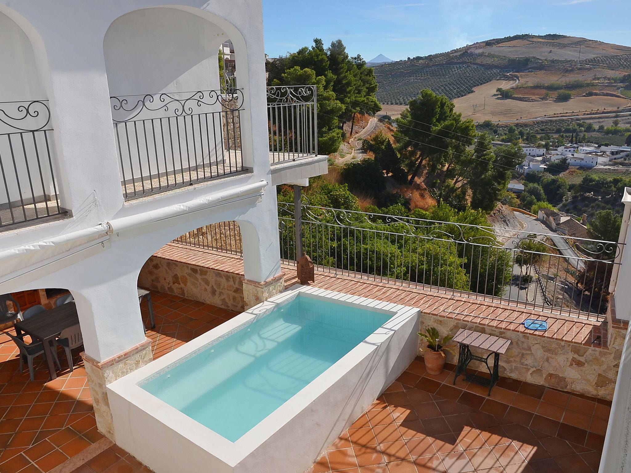 Photo 1 - Maison de 4 chambres à Baena avec piscine privée et jardin