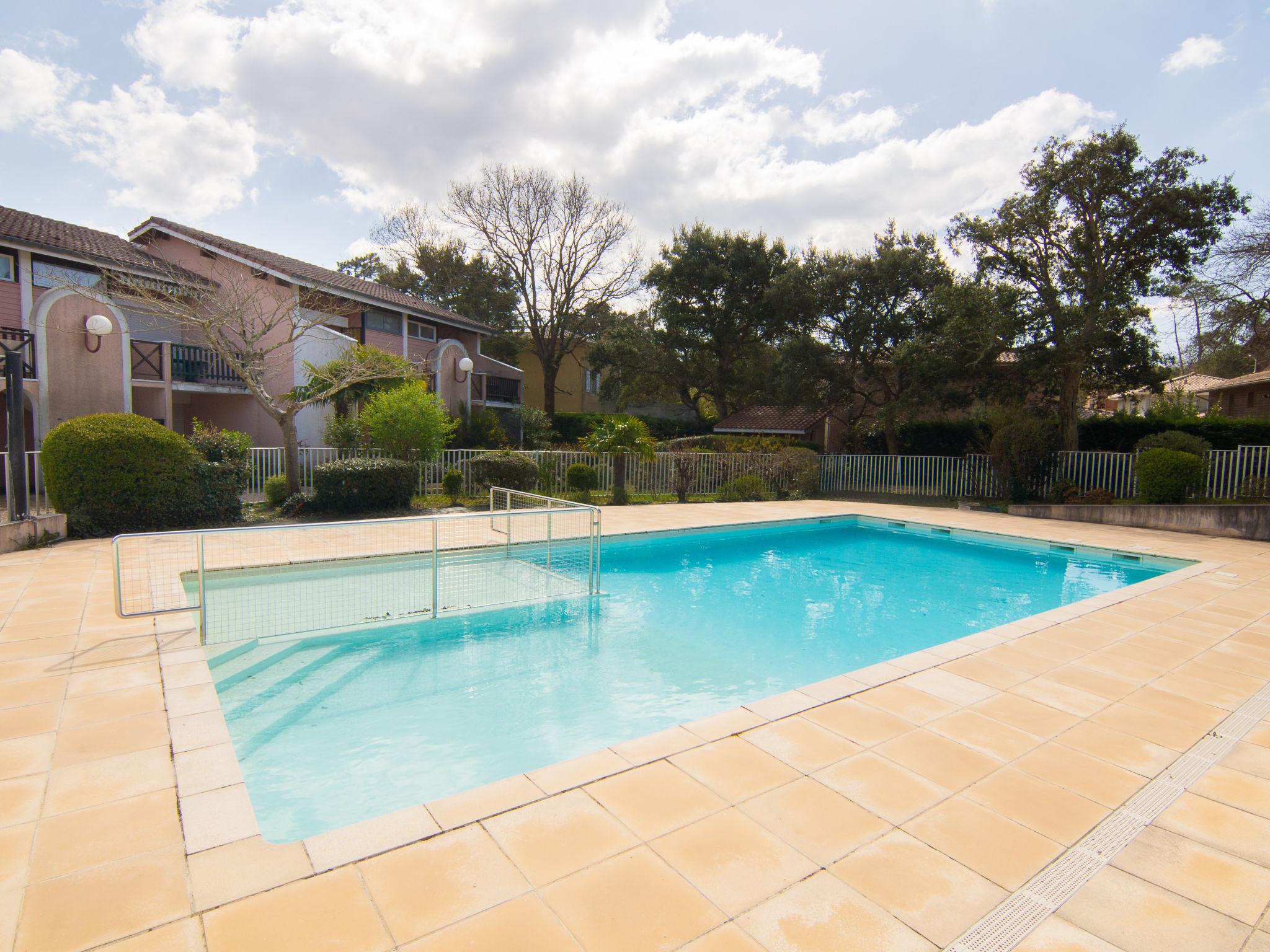 Foto 22 - Apartamento de 1 habitación en Capbreton con piscina y vistas al mar