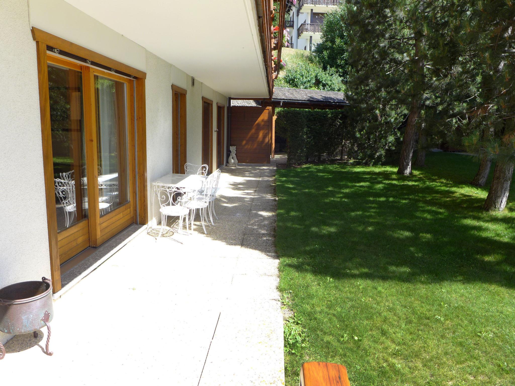 Foto 26 - Apartamento de 2 quartos em Crans-Montana com jardim e terraço