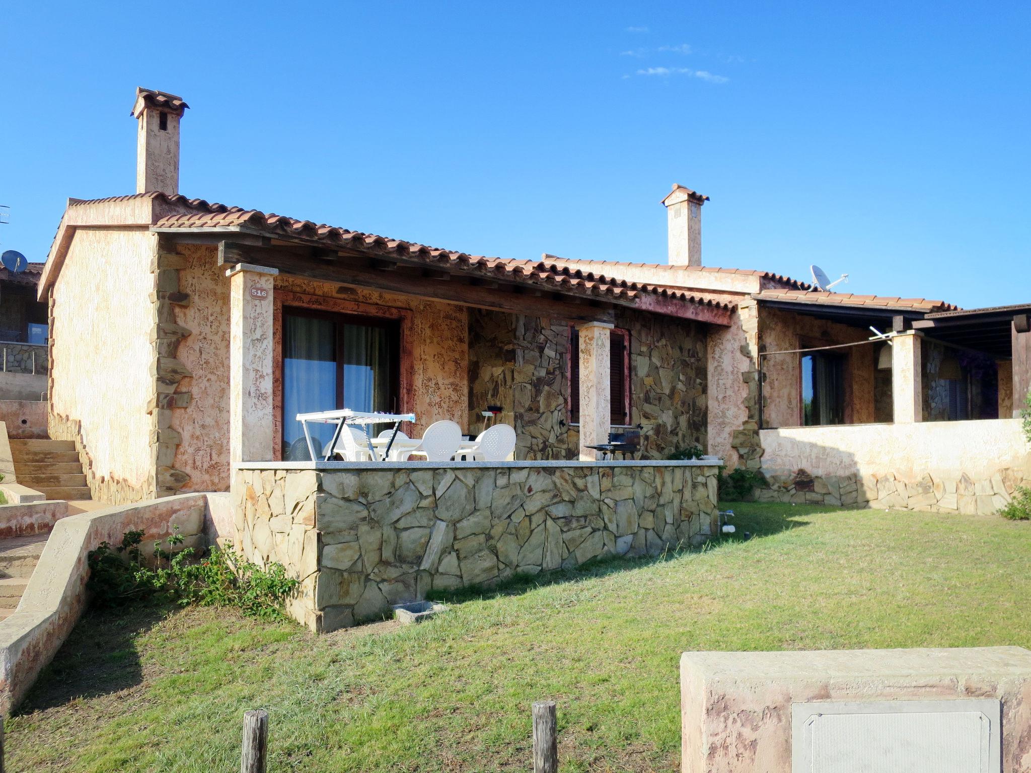 Foto 1 - Casa de 2 habitaciones en Villaputzu con terraza y vistas al mar