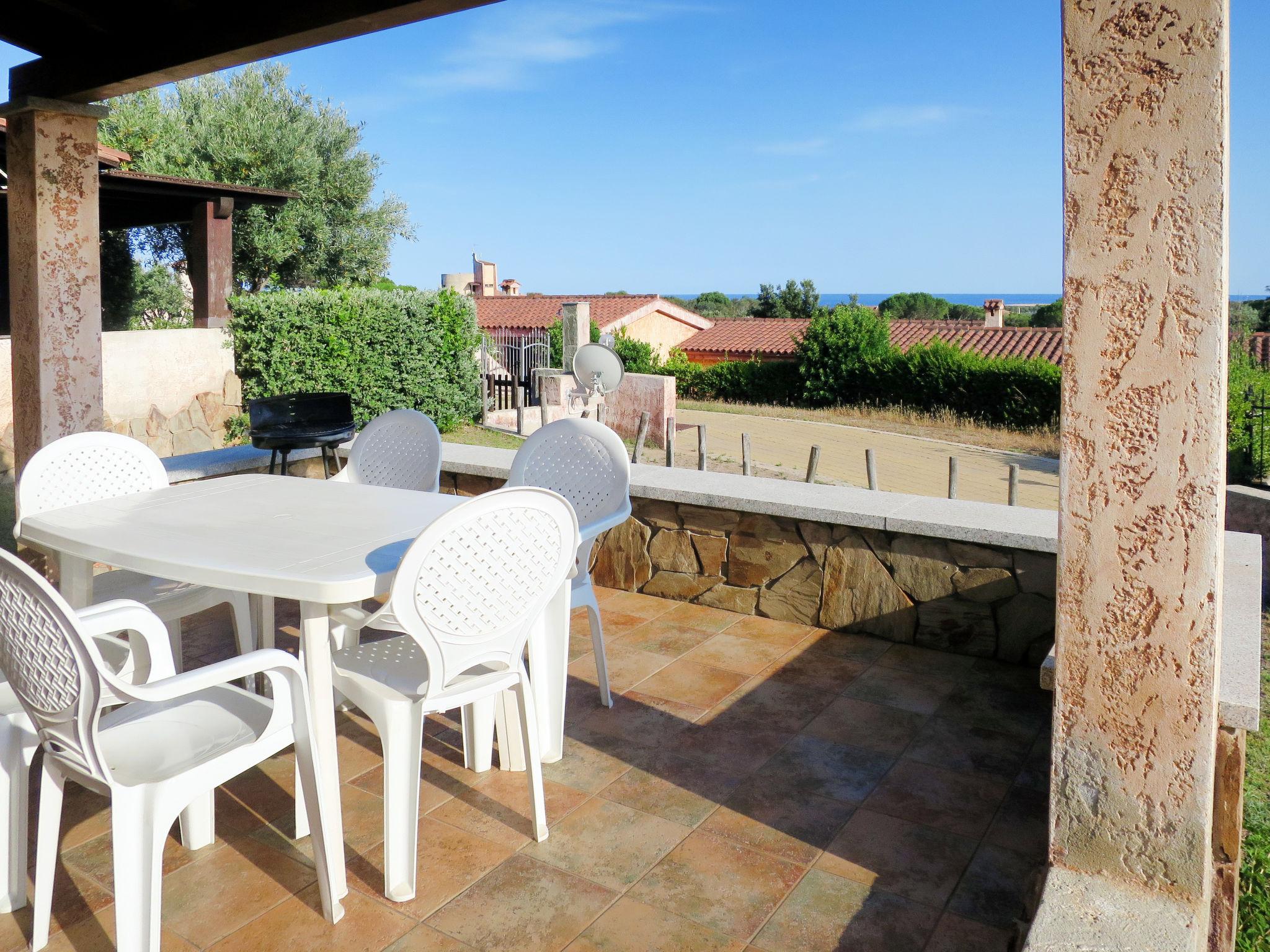 Photo 3 - Maison de 2 chambres à Villaputzu avec jardin et terrasse