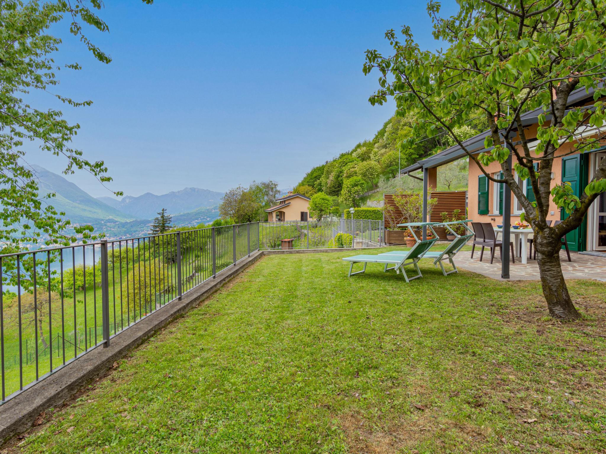 Photo 26 - Maison de 2 chambres à Perledo avec jardin et vues sur la montagne