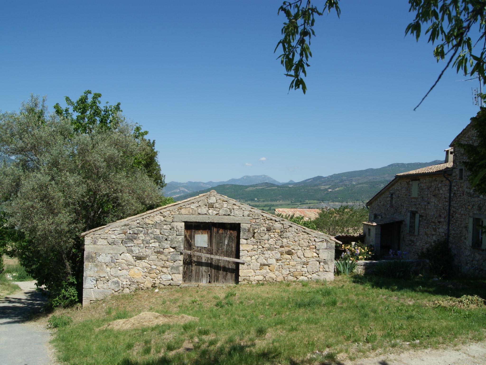 Photo 28 - Maison de 2 chambres à Bésignan avec jardin