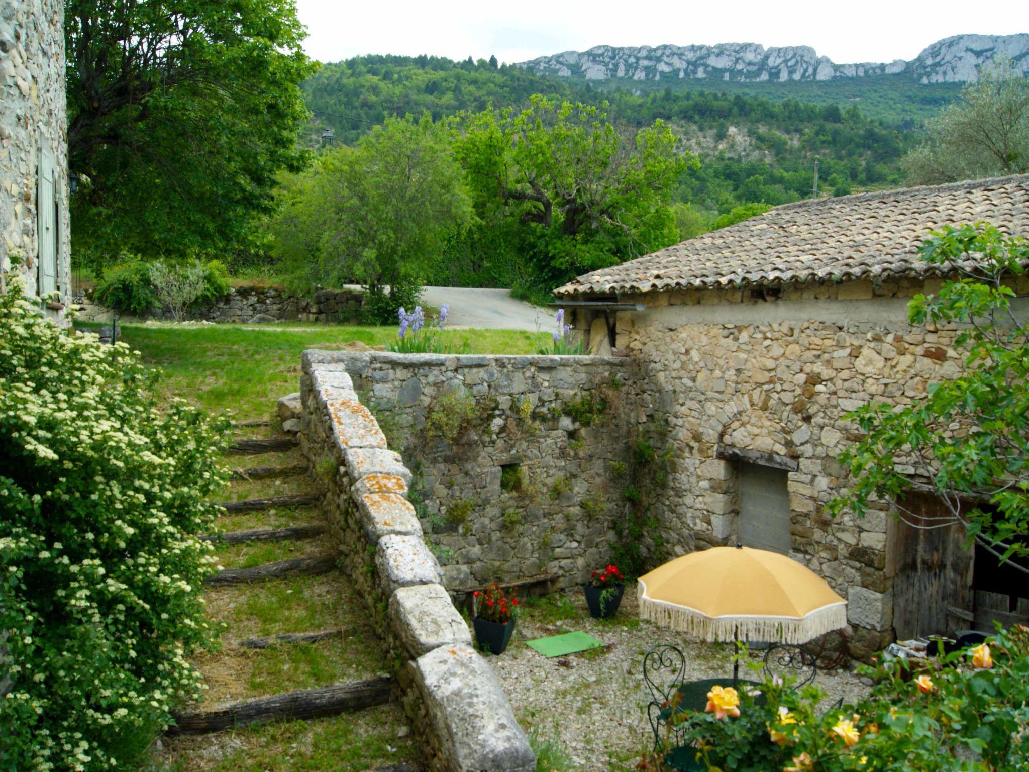 Foto 22 - Casa con 2 camere da letto a Bésignan con giardino