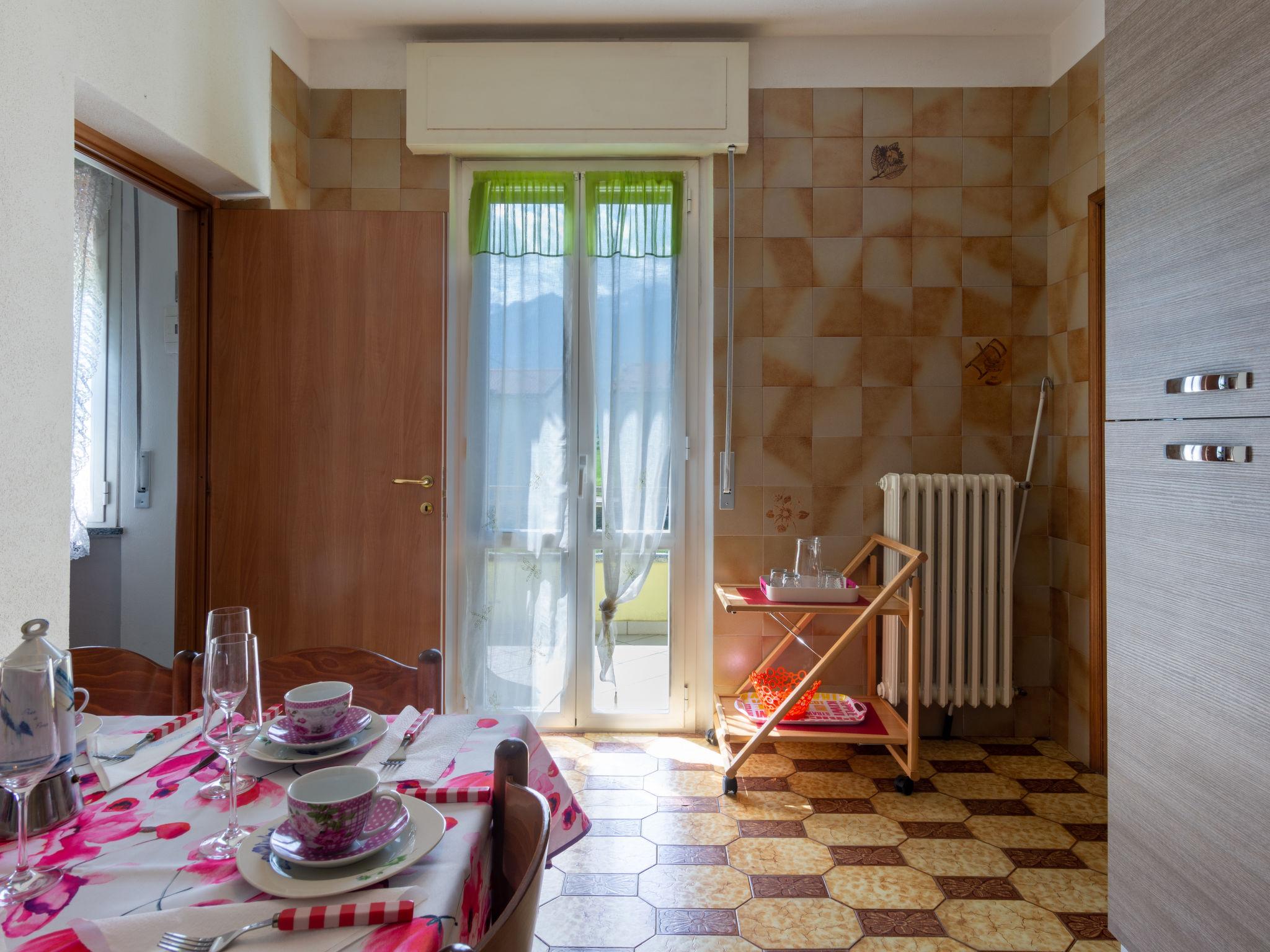 Foto 9 - Apartment mit 2 Schlafzimmern in Sorico mit garten und blick auf die berge
