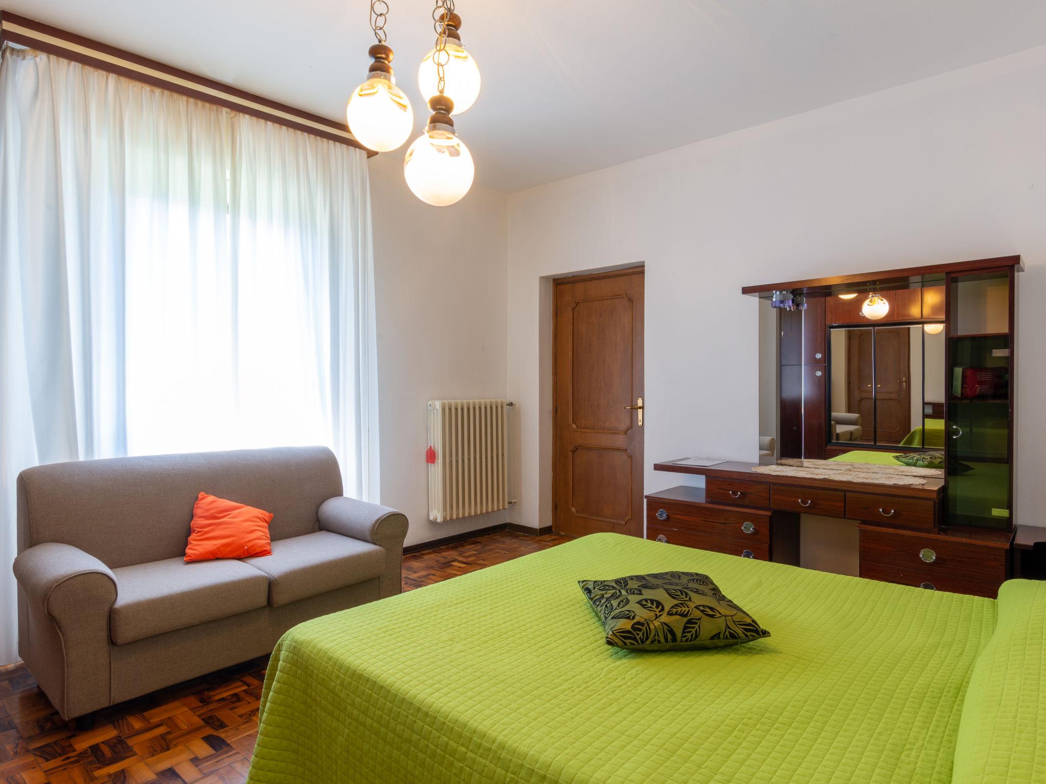 Foto 10 - Apartment mit 2 Schlafzimmern in Sorico mit garten und blick auf die berge