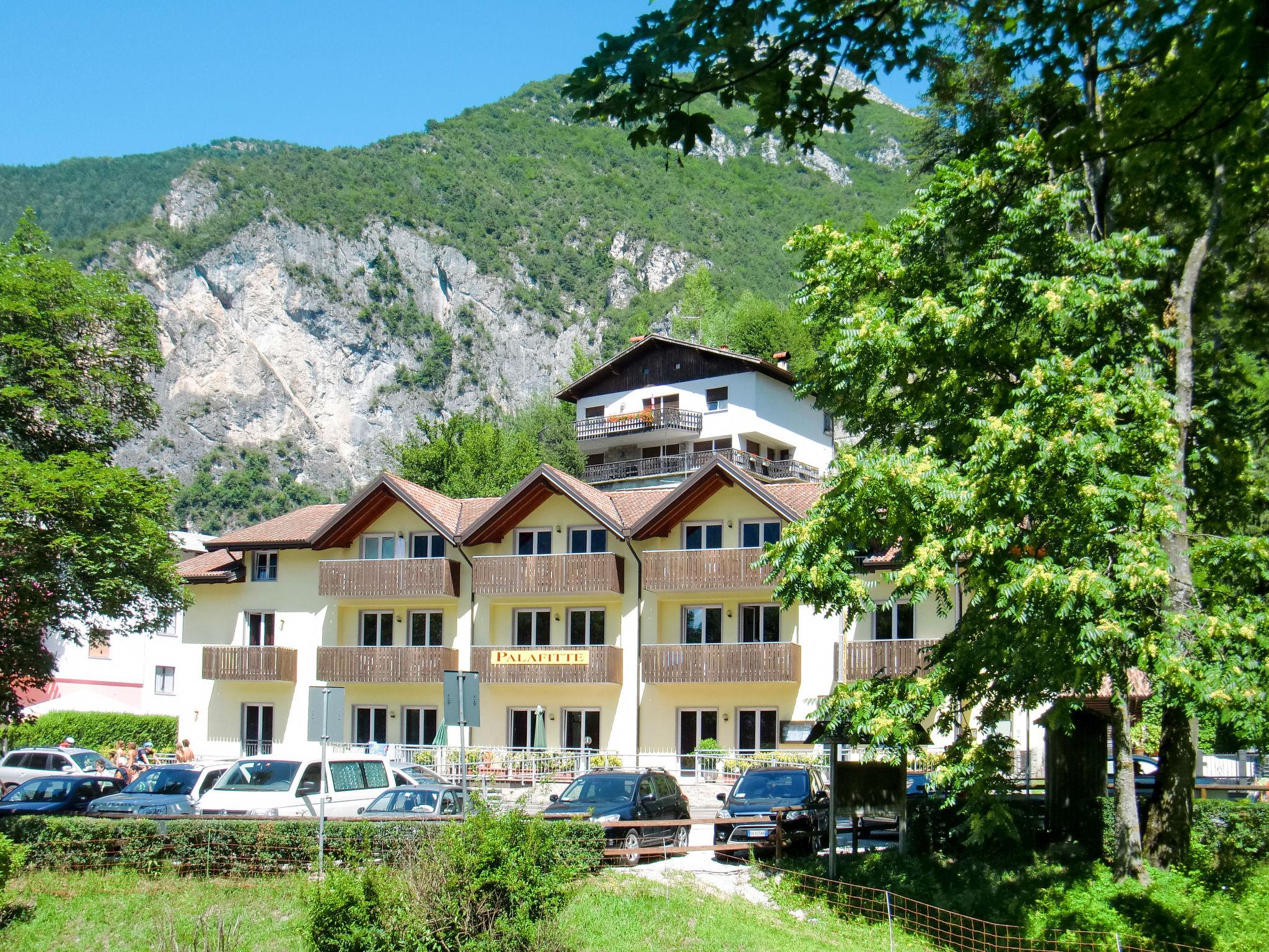 Foto 1 - Apartamento de 1 habitación en Ledro con terraza y vistas a la montaña