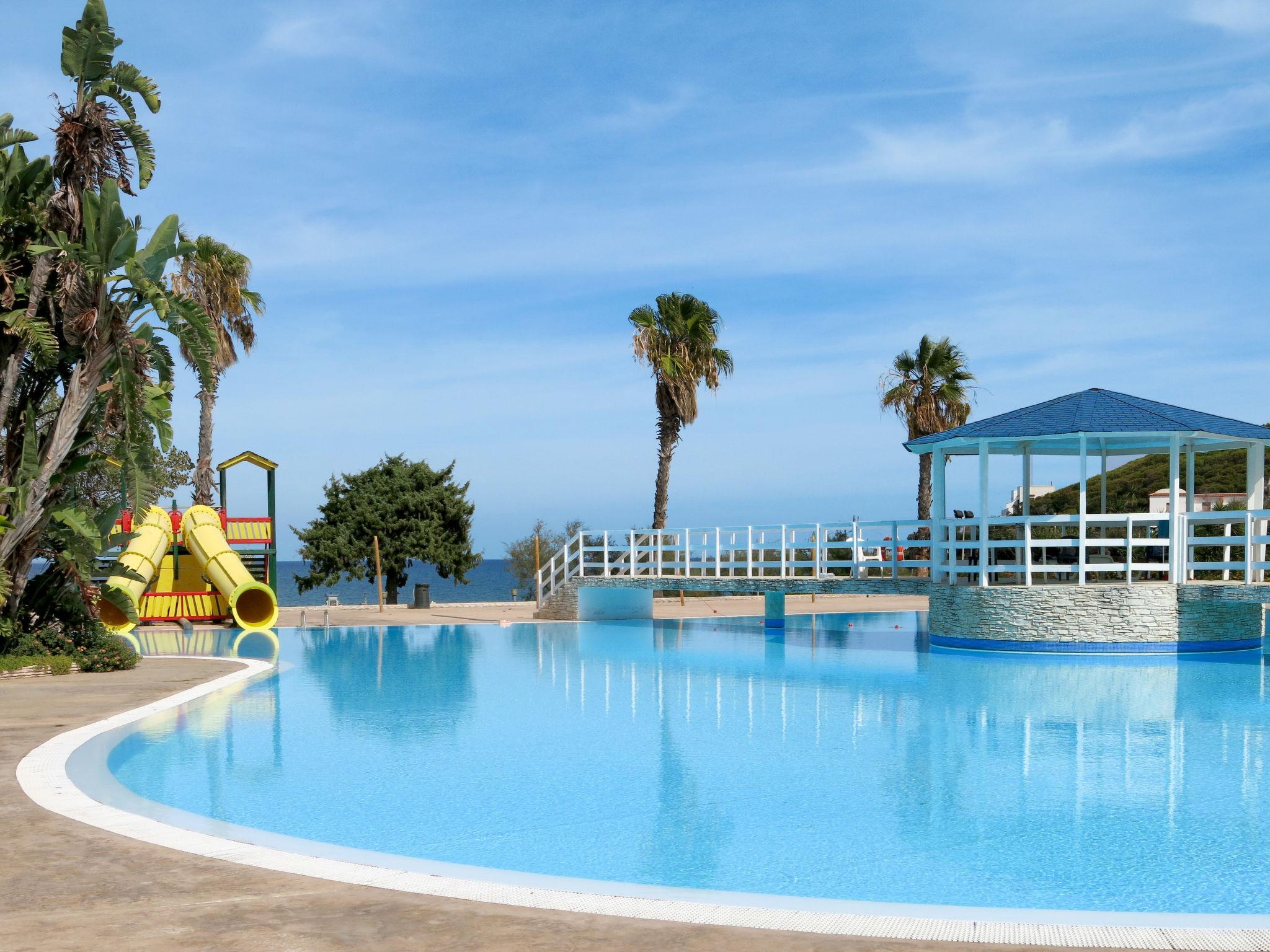 Photo 18 - Maison de 2 chambres à Peschici avec piscine et vues à la mer