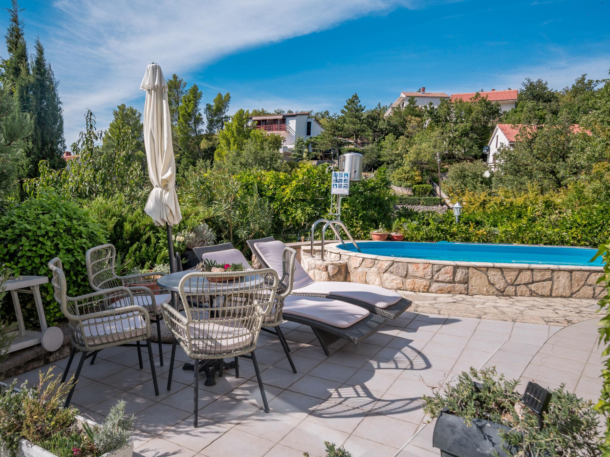 Photo 2 - Maison de 6 chambres à Kraljevica avec piscine privée et vues à la mer