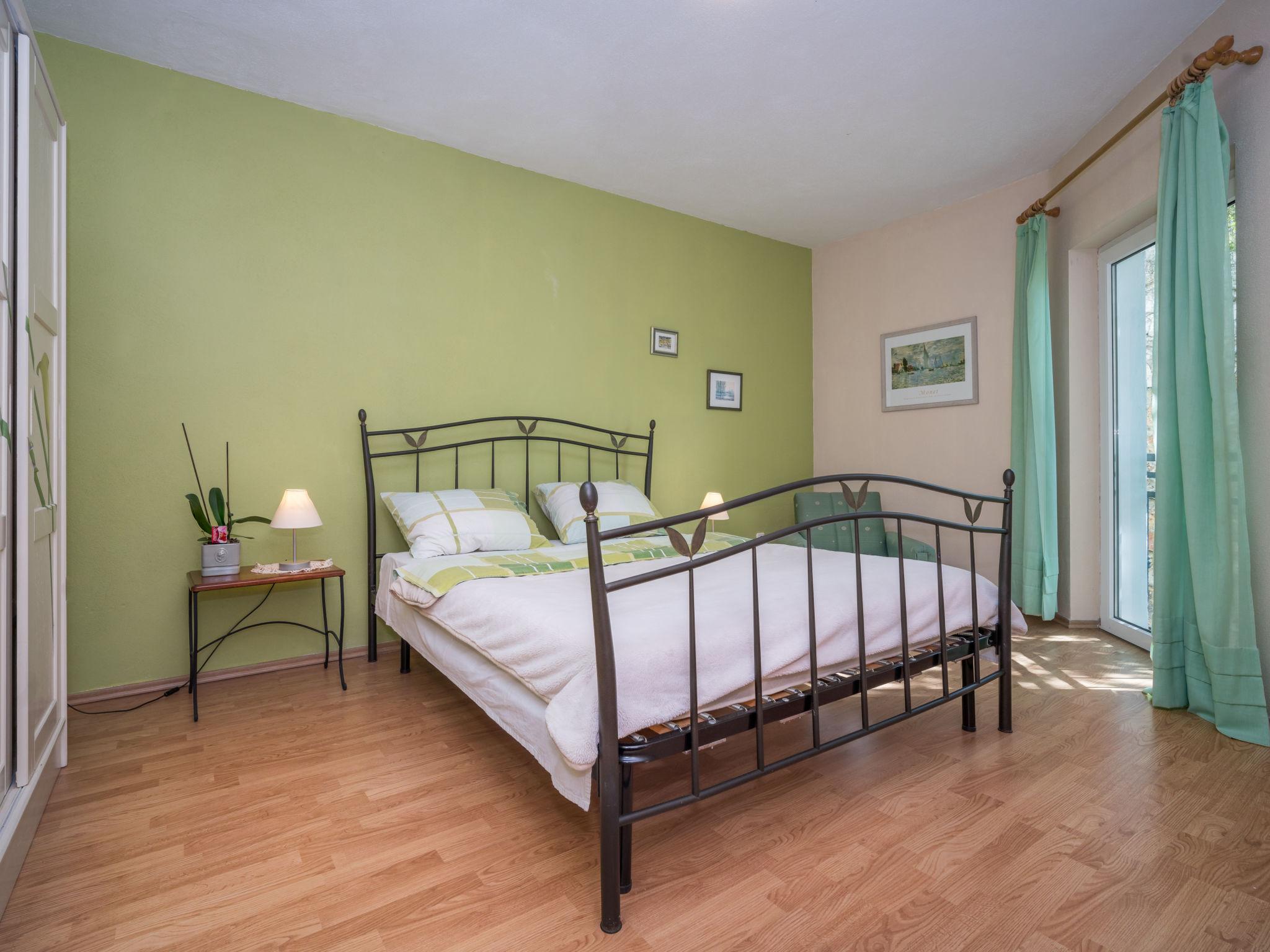 Foto 10 - Appartamento con 1 camera da letto a Kraljevica con piscina e giardino