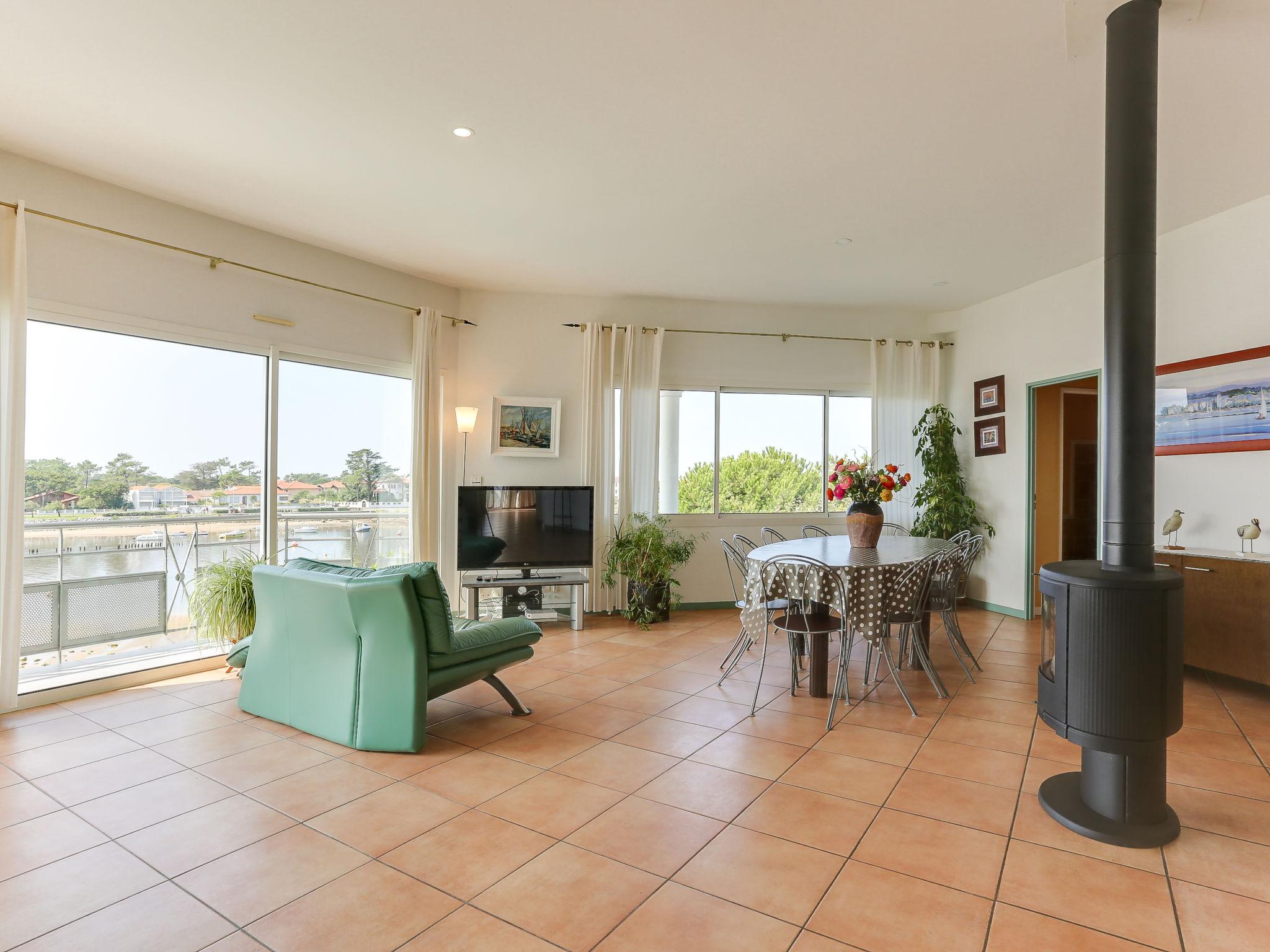 Photo 4 - Maison de 5 chambres à Mimizan avec piscine privée et jardin