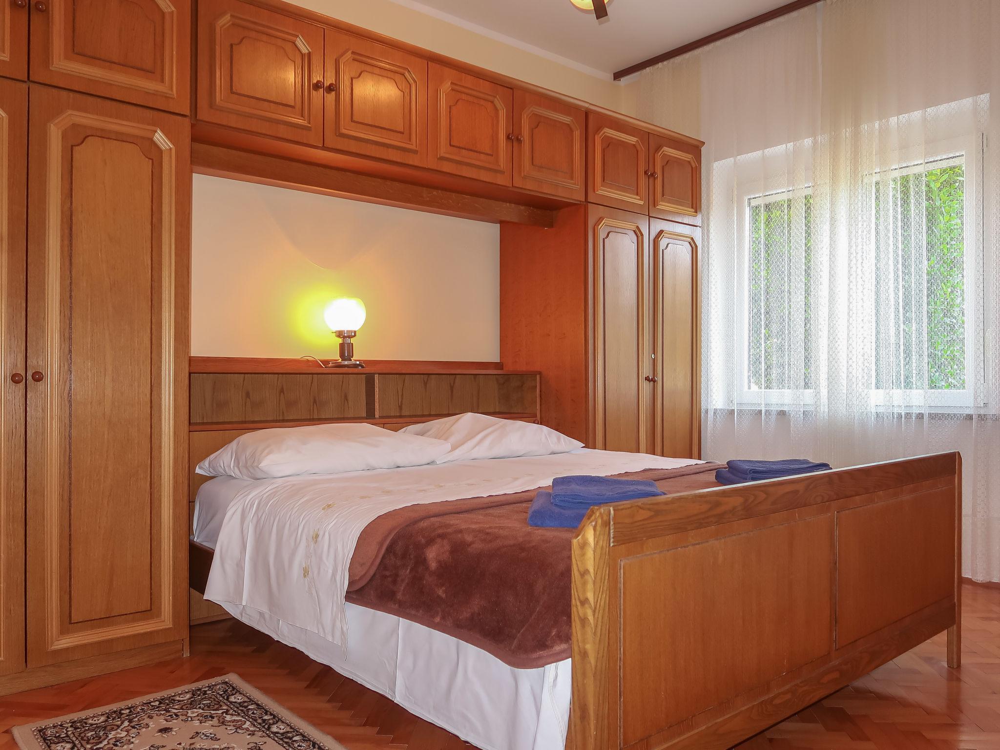 Foto 16 - Apartment mit 3 Schlafzimmern in Crikvenica mit terrasse und blick aufs meer