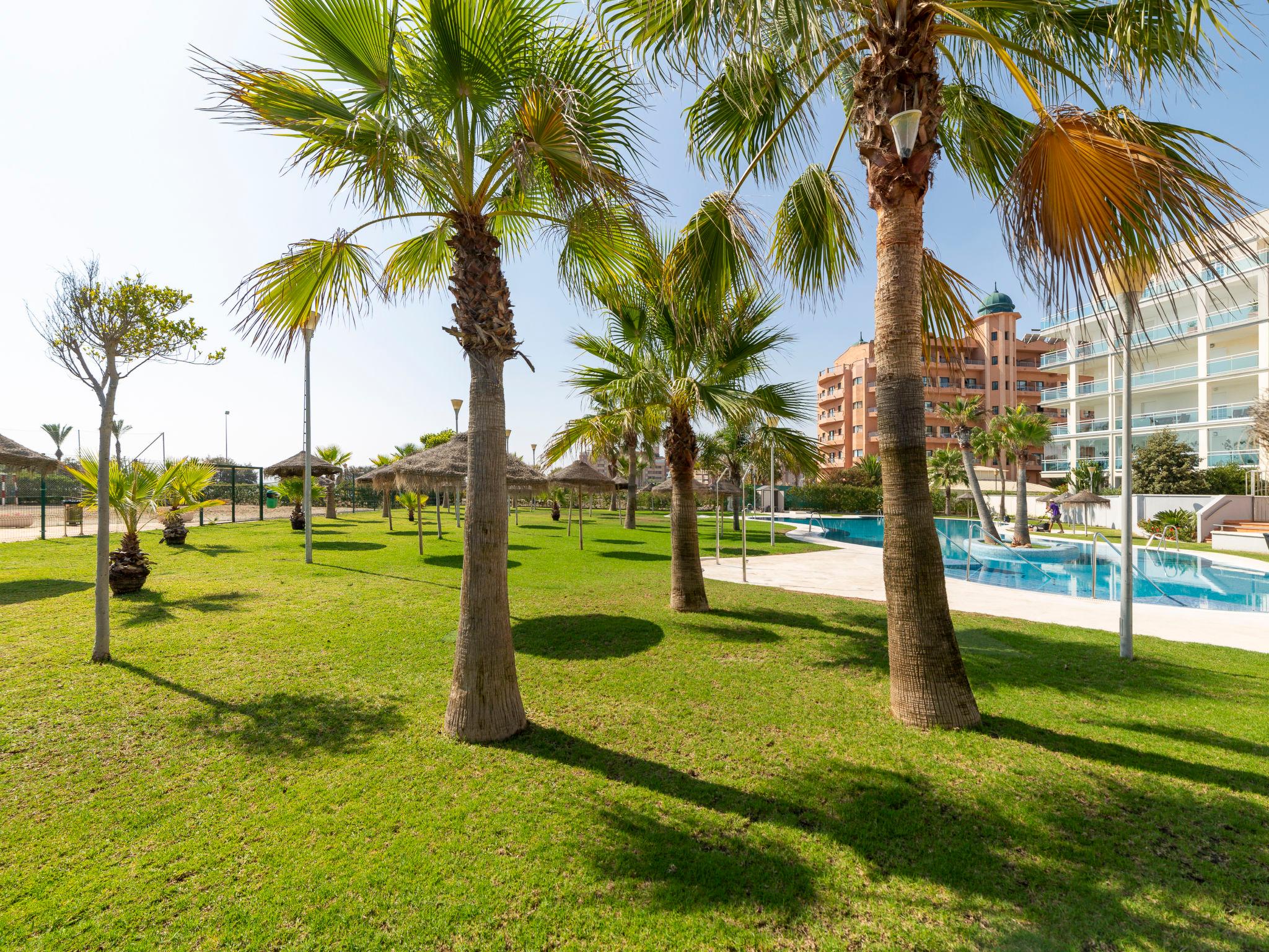 Photo 19 - Appartement de 2 chambres à Roquetas de Mar avec piscine et jardin