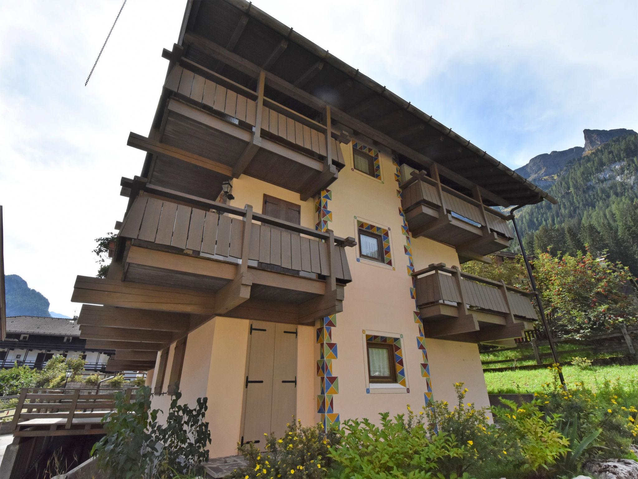 Foto 13 - Apartamento de 2 habitaciones en Canazei con vistas a la montaña