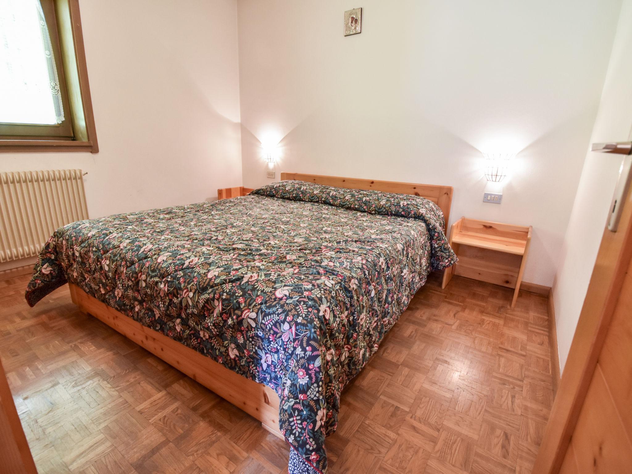 Foto 8 - Appartamento con 2 camere da letto a Canazei