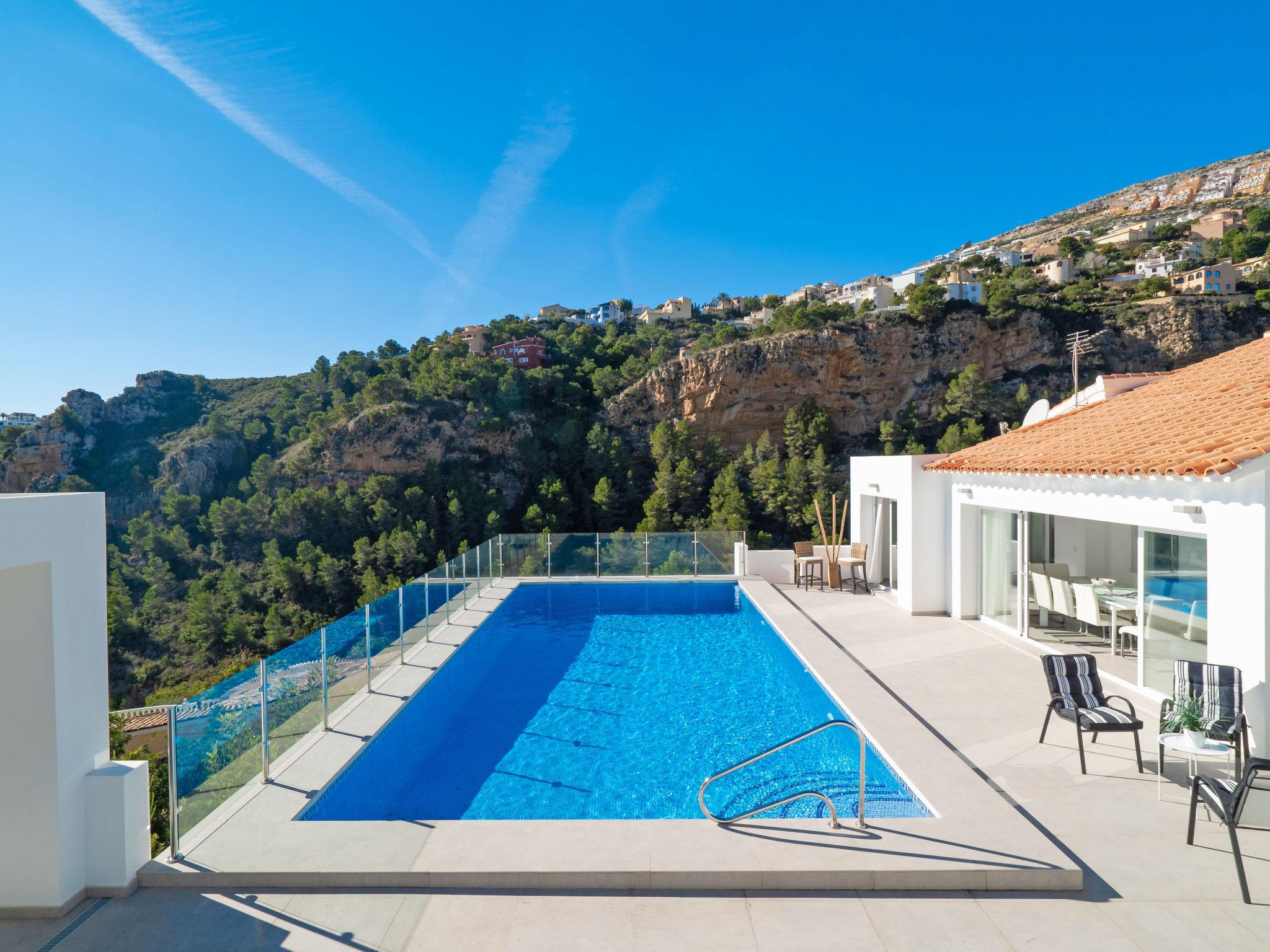 Photo 30 - Maison de 5 chambres à Benitachell avec piscine privée et vues à la mer