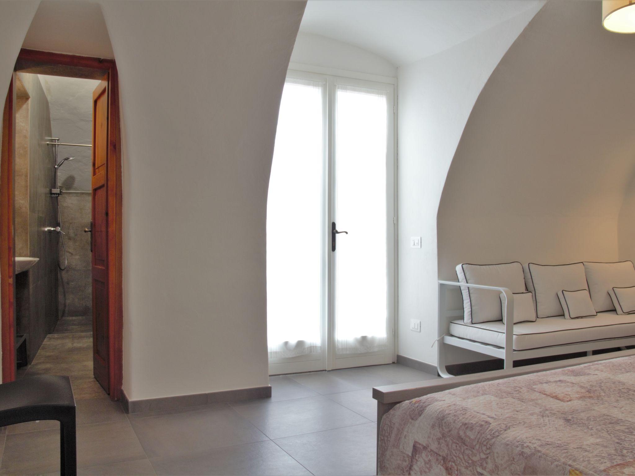 Foto 12 - Appartamento con 2 camere da letto a Garda con piscina e vista sulle montagne