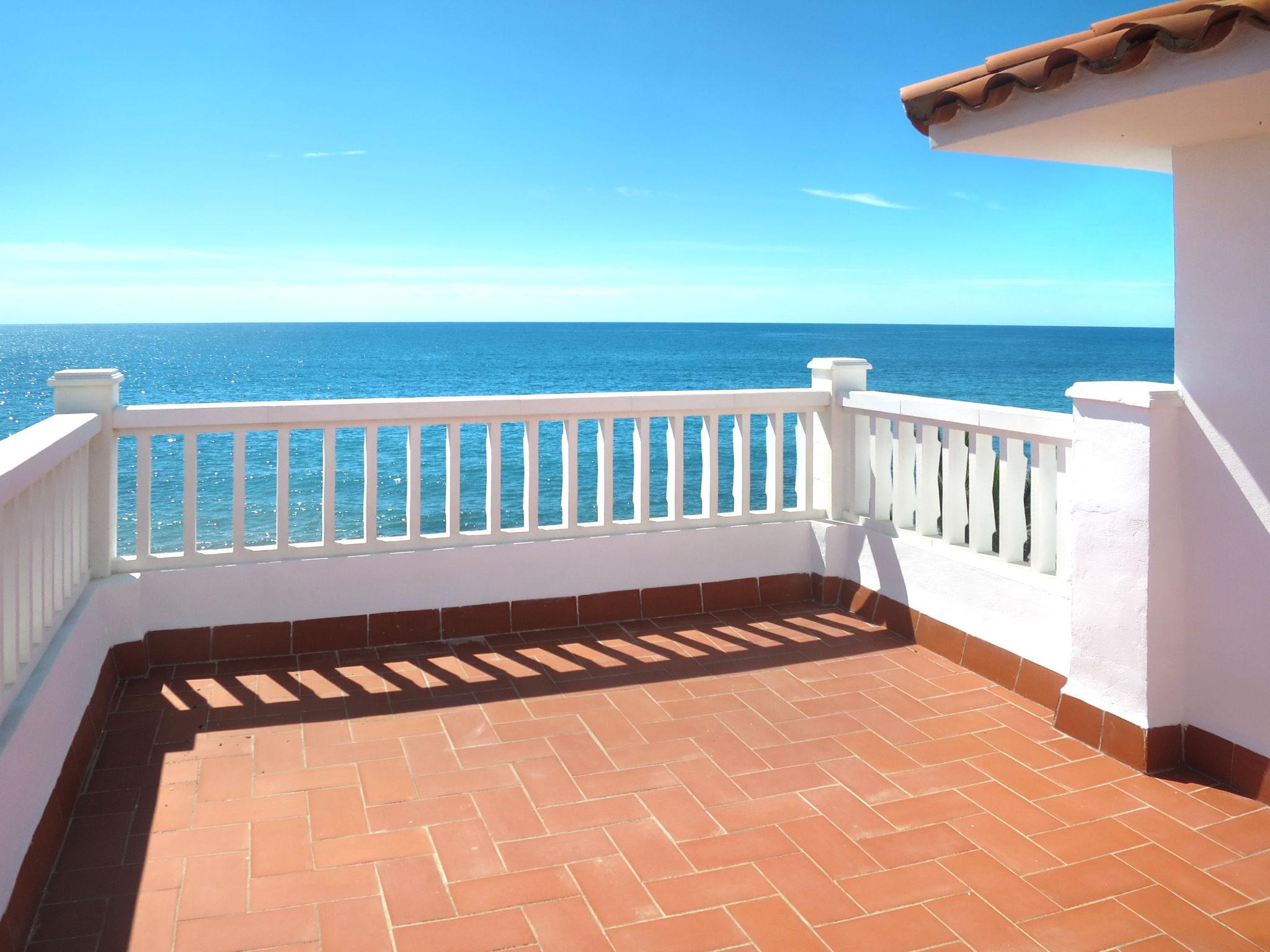 Photo 10 - 3 bedroom House in Peñíscola with garden and sea view