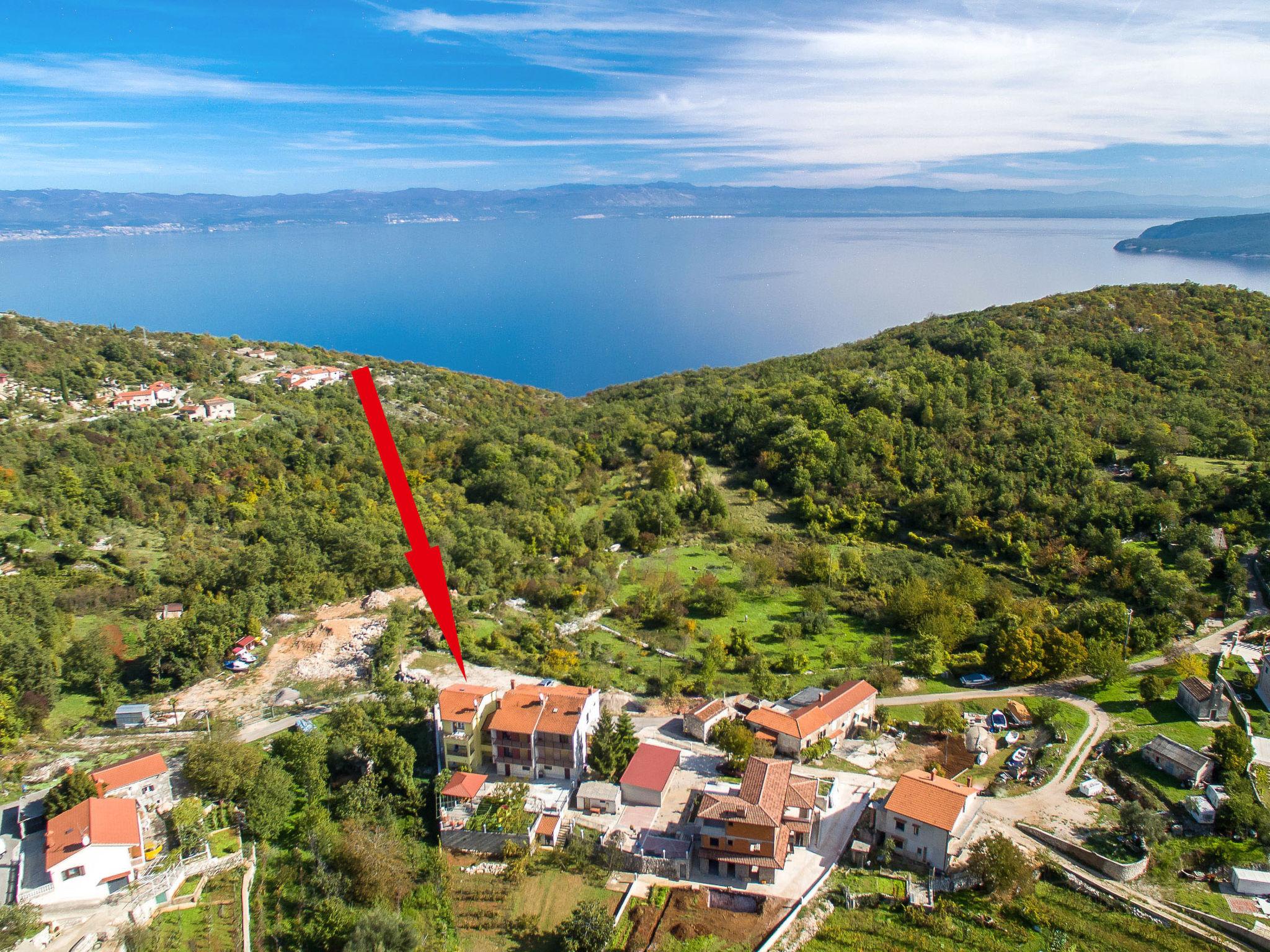 Photo 1 - Appartement de 1 chambre à Mošćenička Draga avec terrasse et vues à la mer